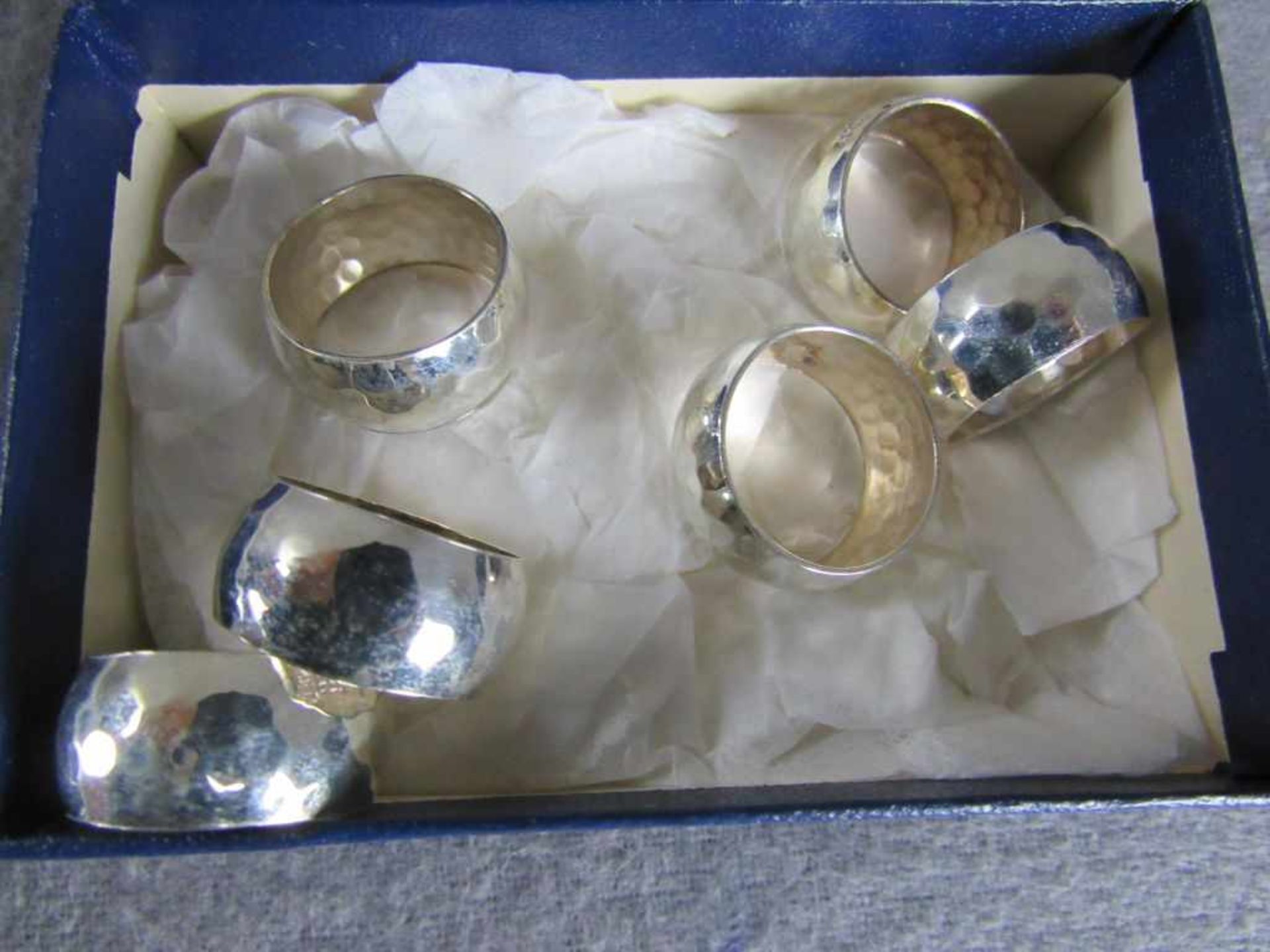 6 Serviettenringe Art Deco gehämmert 800er Silber
