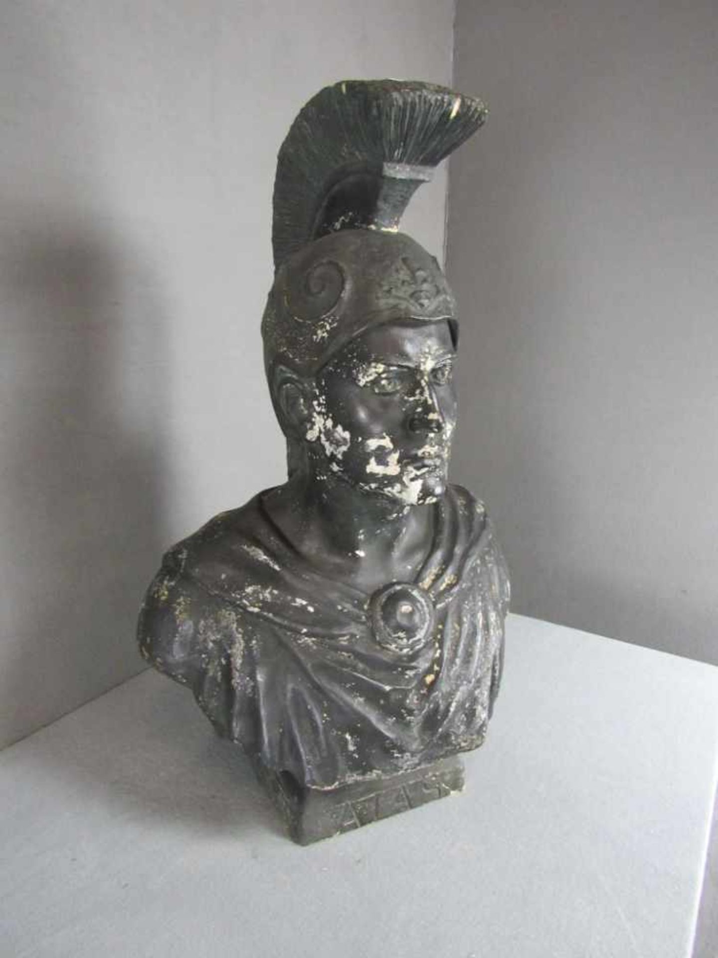 Große Büste Darstellung eines römischen Feldherren geschätzt um 1900 Höhe:77cm