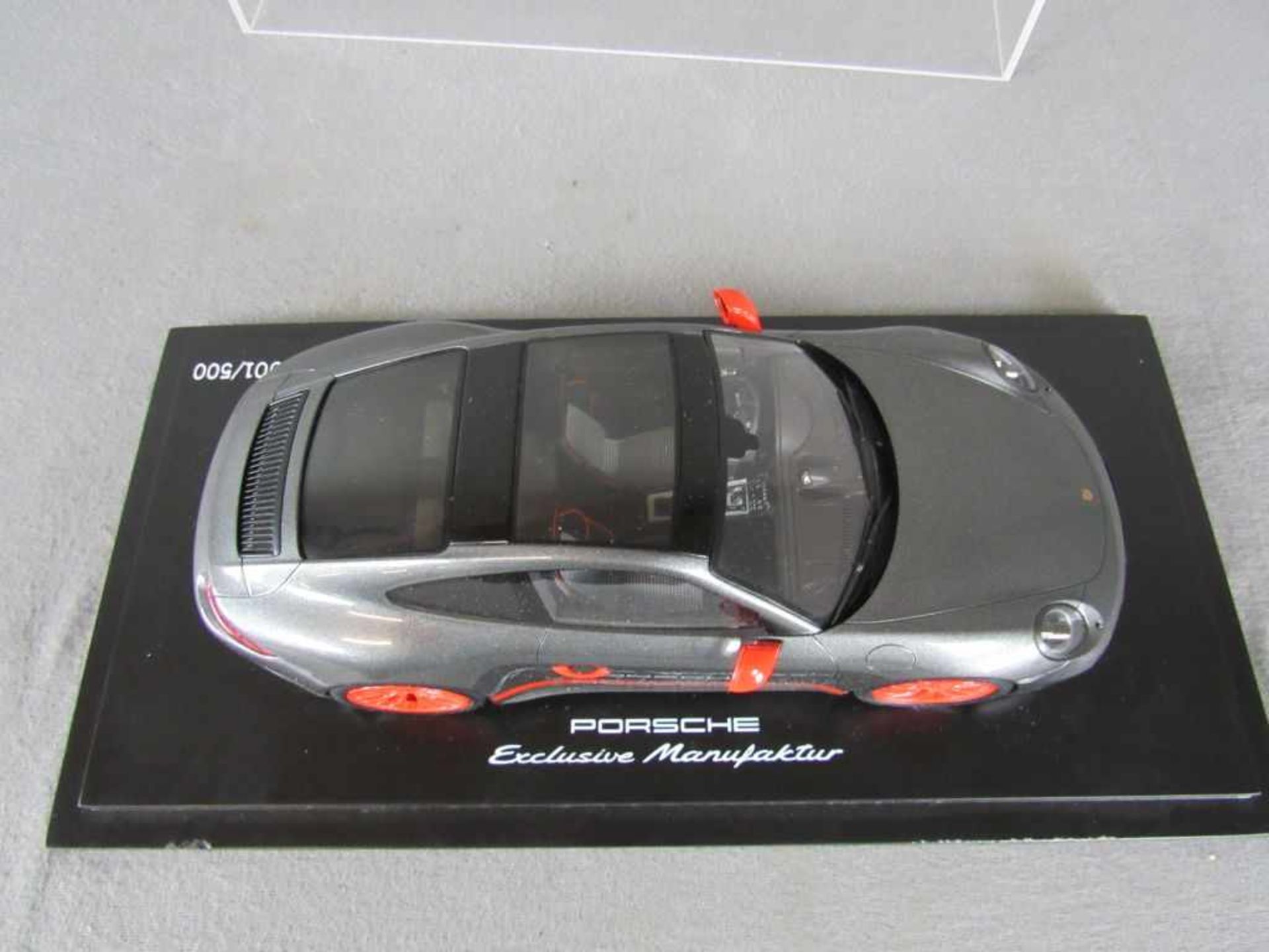 Modellauto Porsche Original Porsche Modell im Maßstab 1:18 in original Box unbespieltes - Bild 2 aus 6