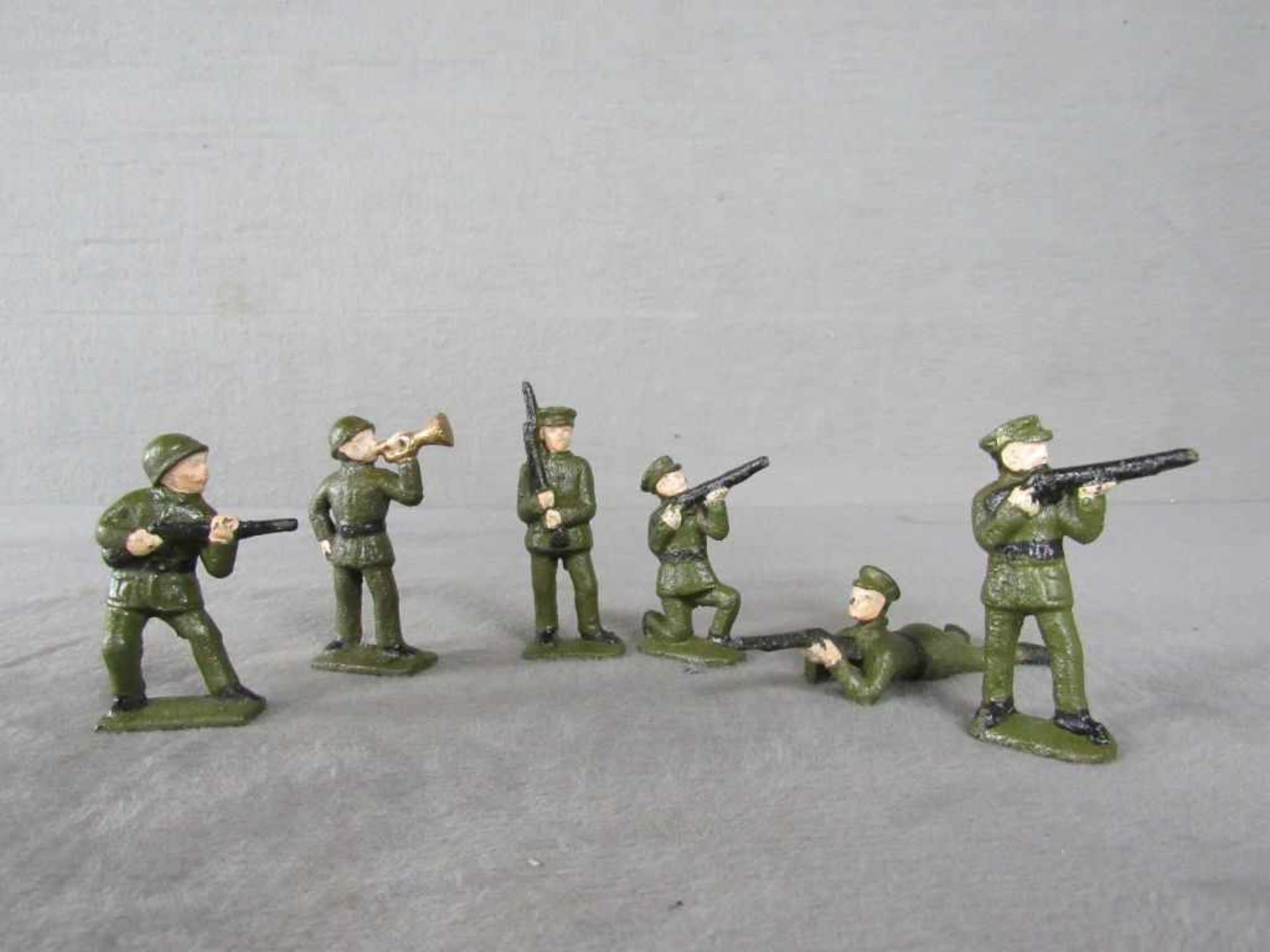 Spielzeugsoldaten Gusseisen, 7,5cm Variante, 6 Stück
