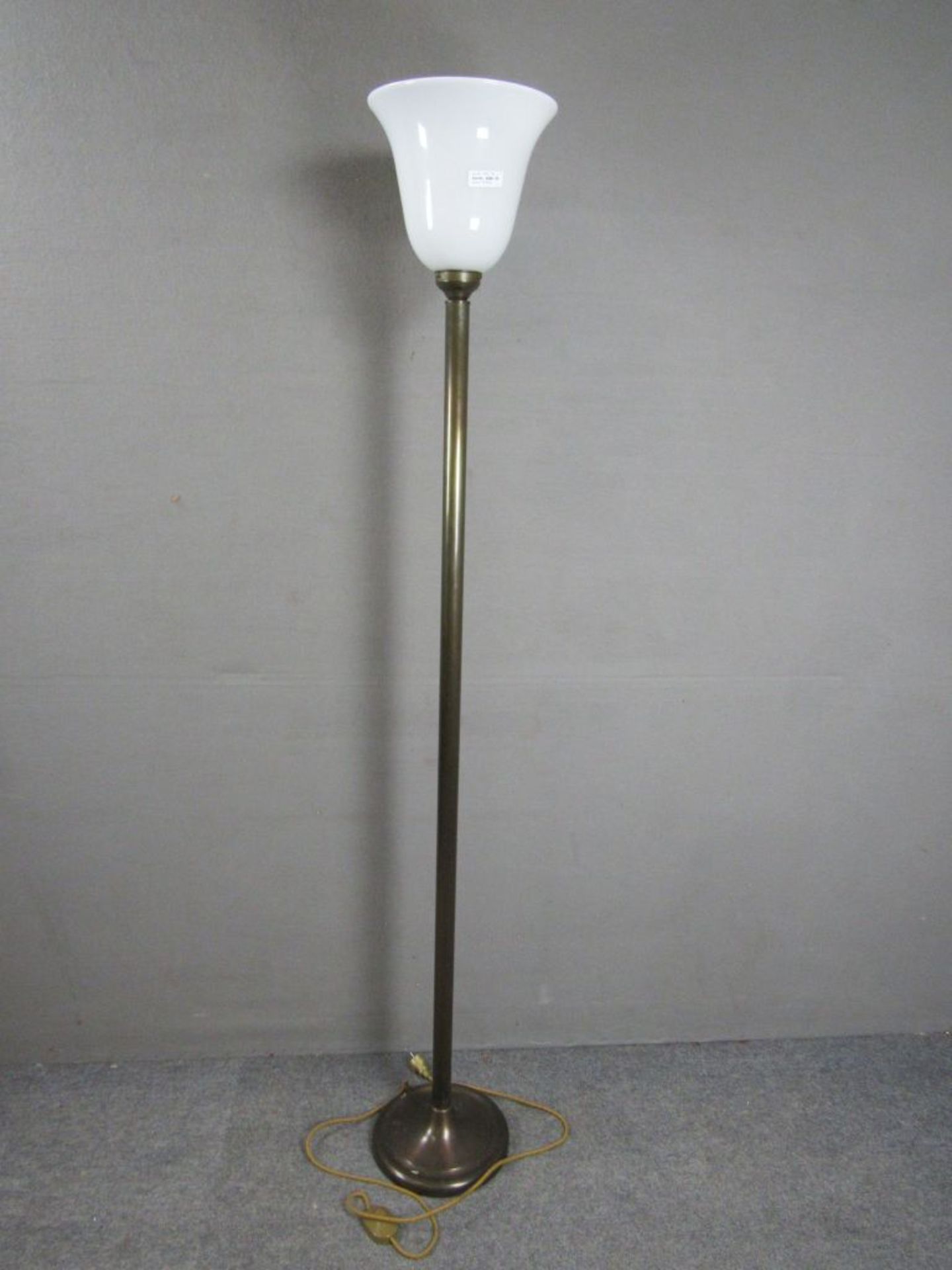 Stehleuchte in Art Deco funktionstüchtig höhe 174cm