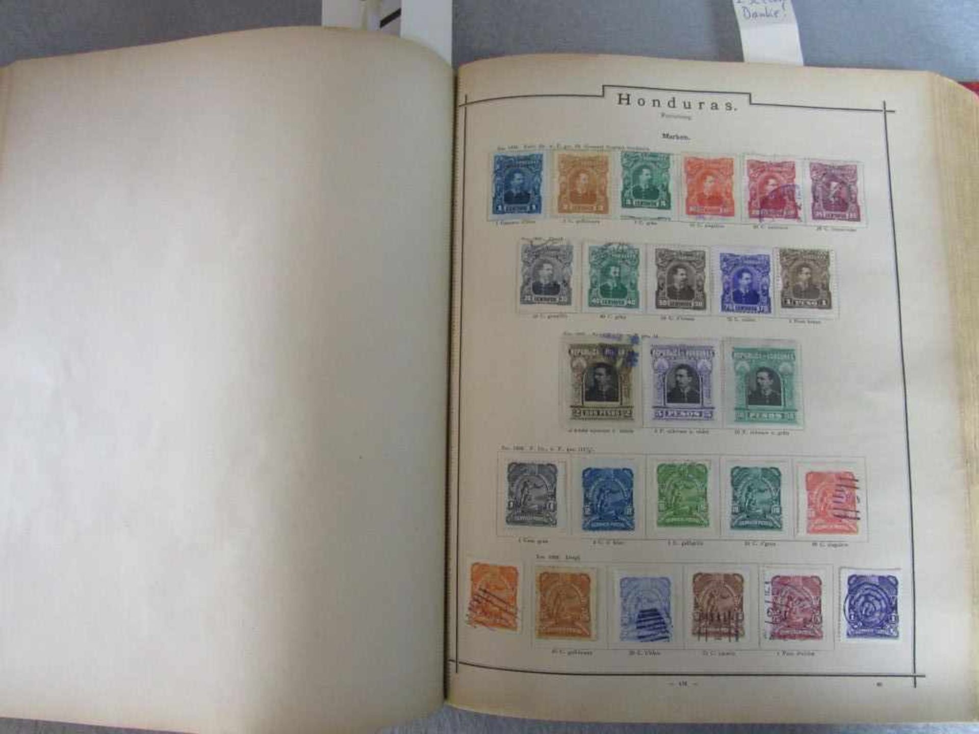 Briefmarken uraltes Vordruckalbum 1890 mit hunderten oder tausenden Marken aus aller Welt - Bild 11 aus 13