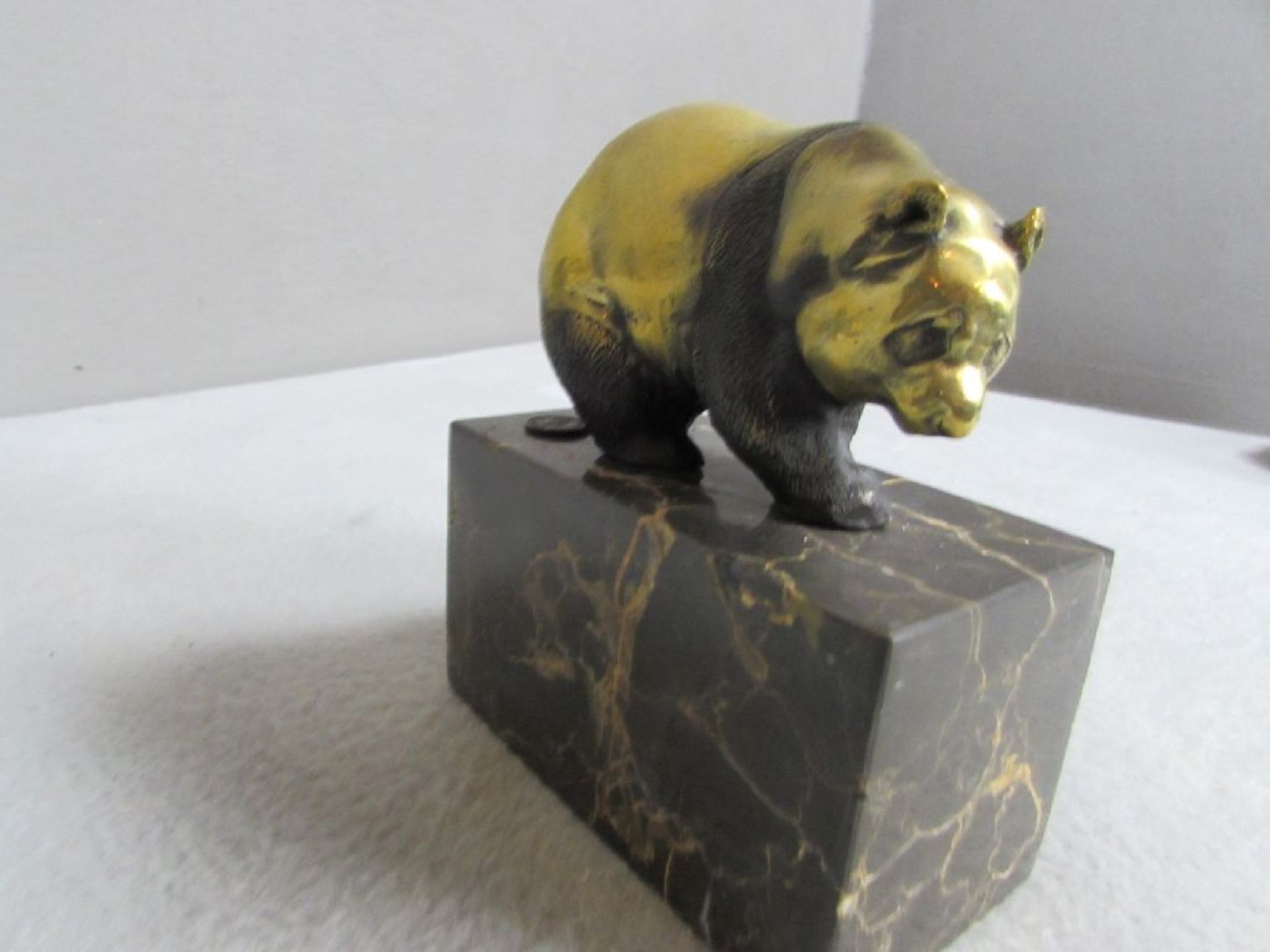 Bronzeskulptur poliert Pandabär ca 15cm hoch Plaketiert - Image 3 of 3