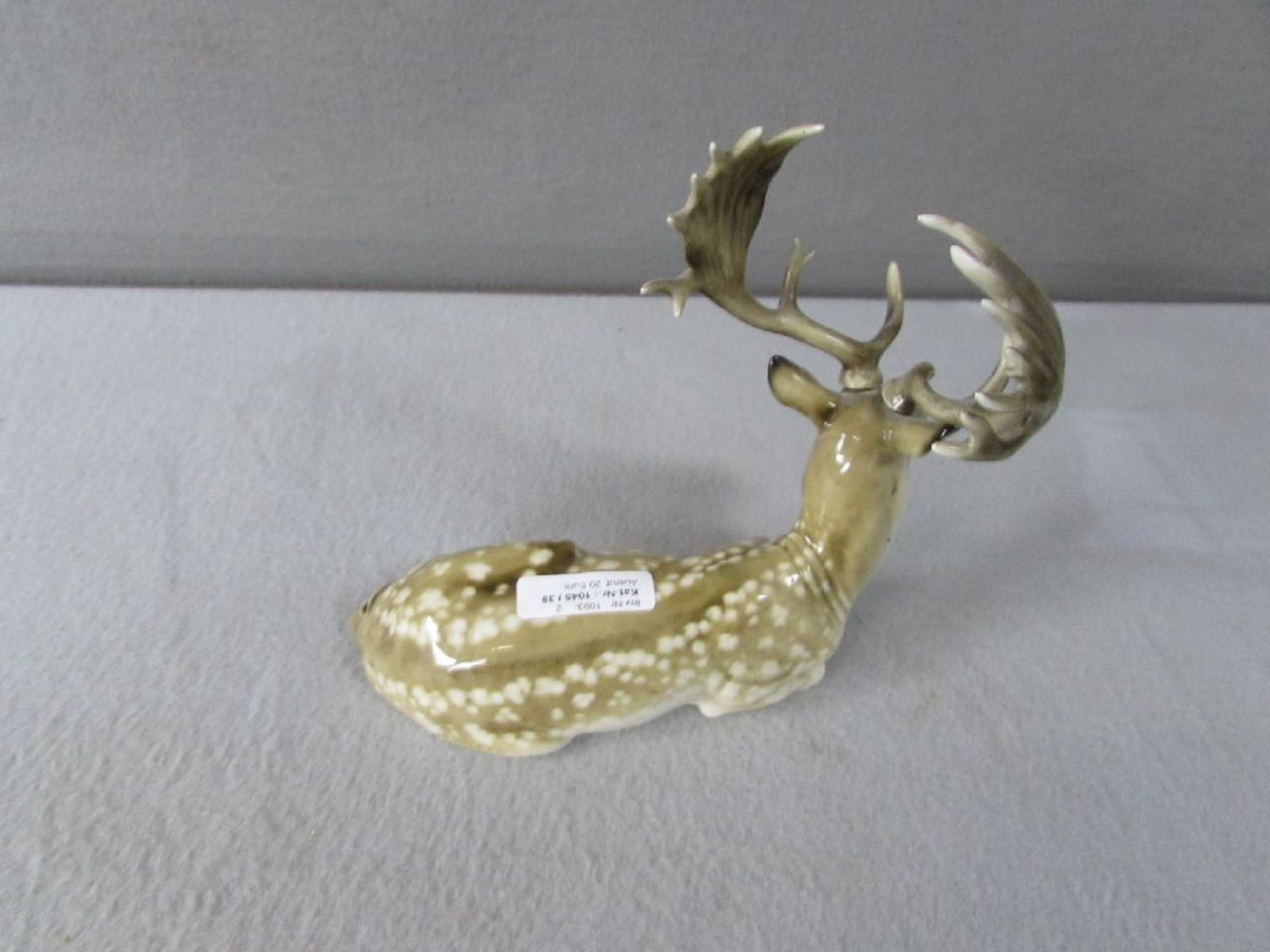 Porzellanfigur Hirsch Hutschenreuther 24cm lang bestoßen - Image 3 of 4