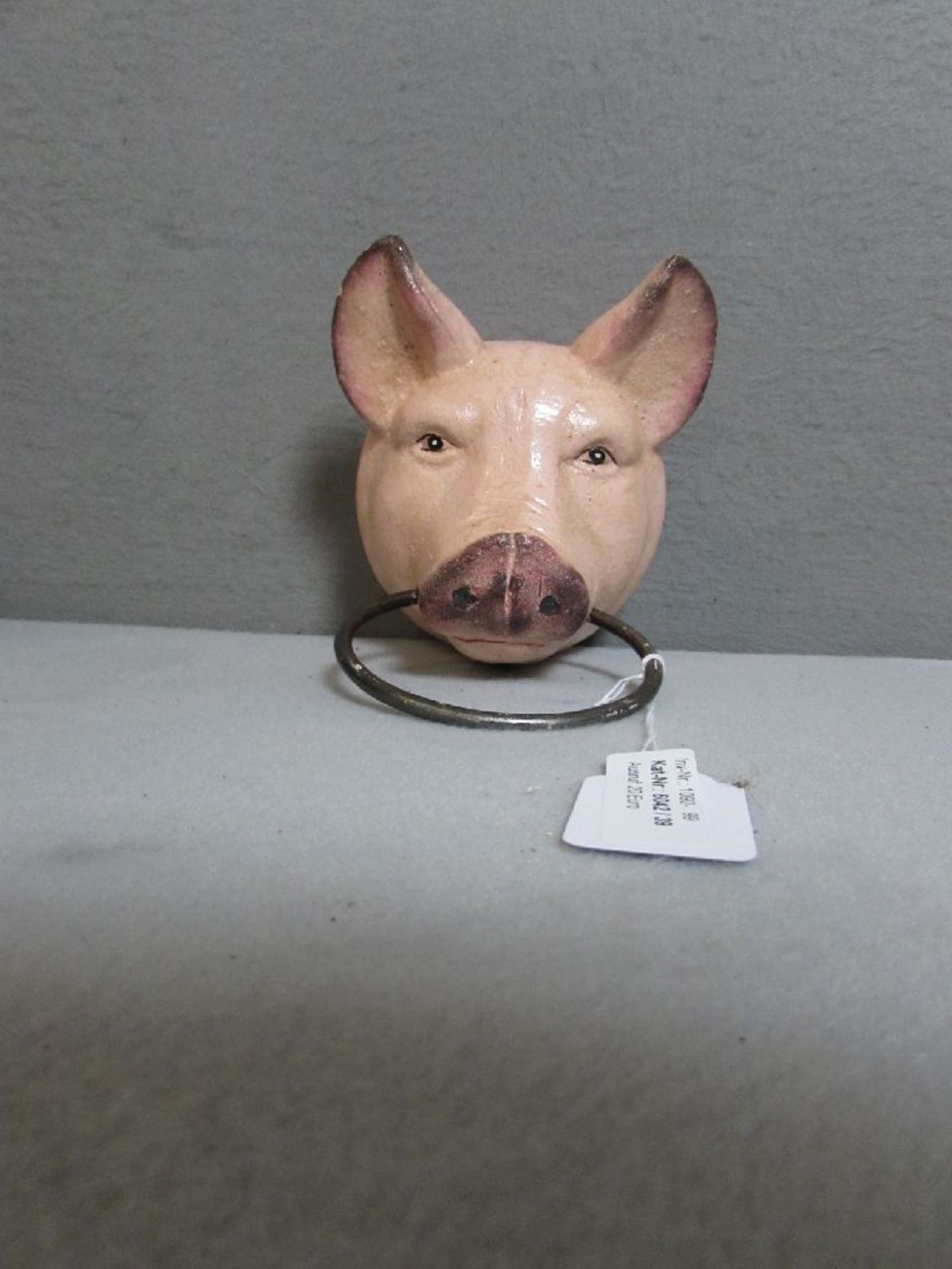 Handtuchhalter Gußeisen aus Metzgerei Schweinekopf Durchmesser 13 cm