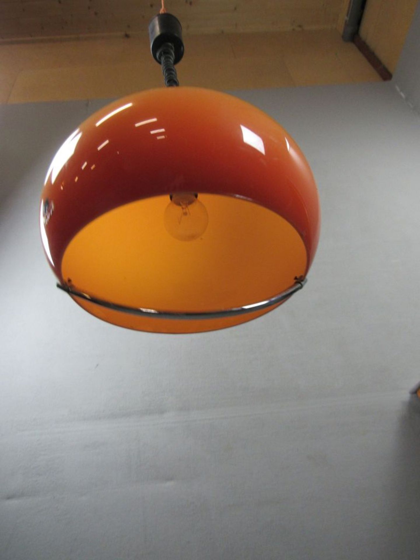 Deckenlampe Zugpendel Space Age 70er Jahre Orange Harvey Guzzini made in Italy Durchmesser ca.32cm - Bild 2 aus 3