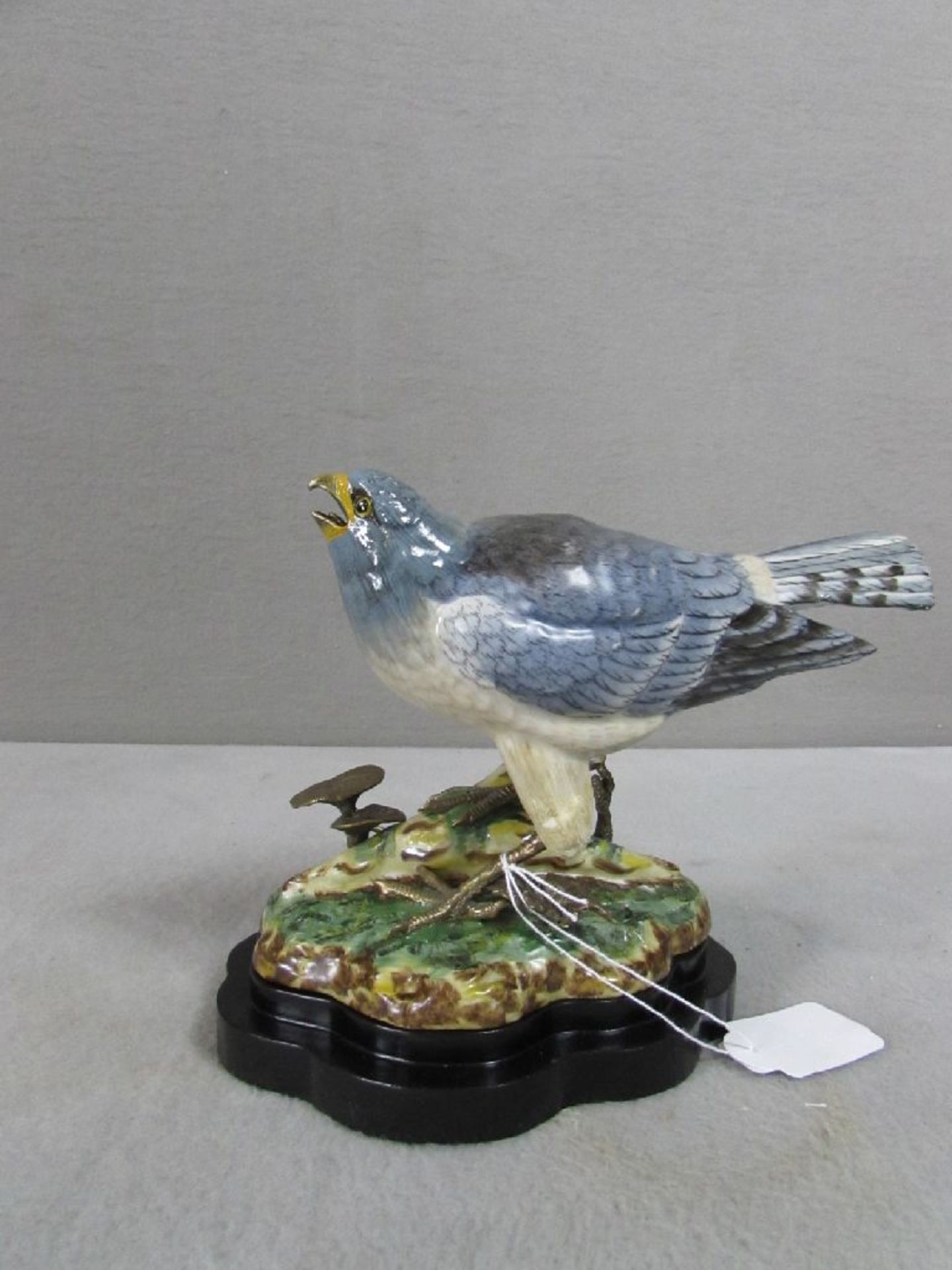 Keramikfigur Falke Füße und Geäst in Bronze 18cm höhe - Bild 2 aus 3