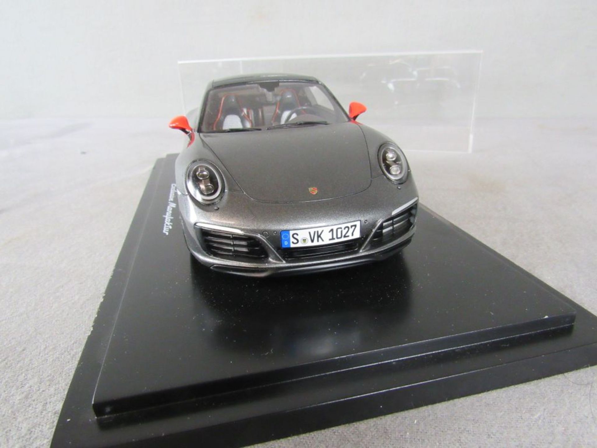 Modellauto Porsche Original Porsche Modell im Maßstab 1:18 in original Box unbespieltes - Bild 4 aus 6