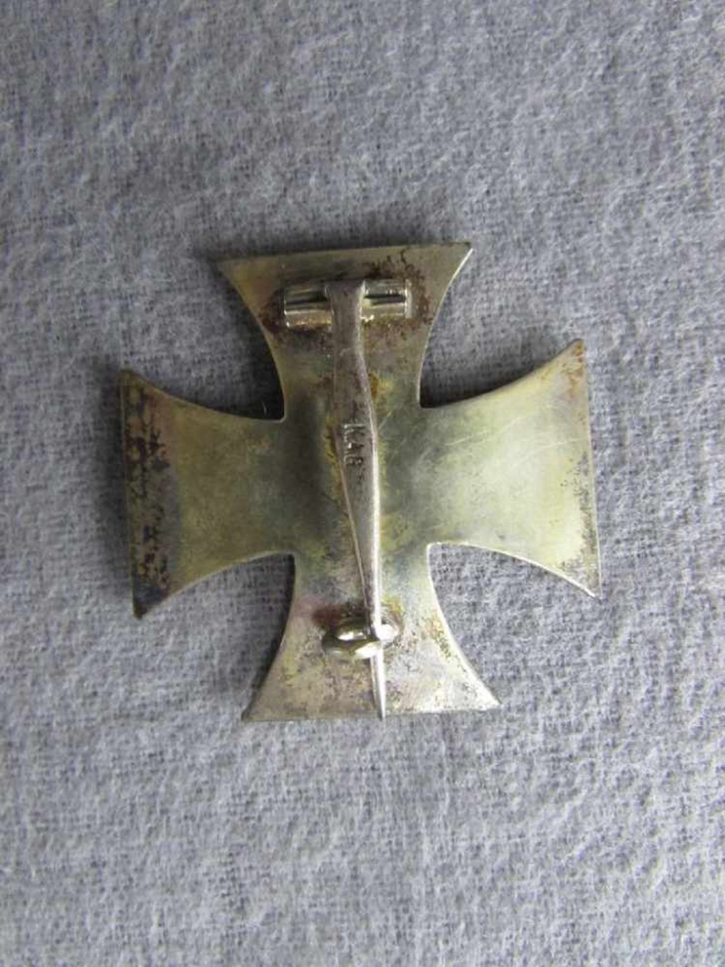 Orden Eisernes Kreuz erster Klasse in Original Schatulle im Umkarton sehr selten Nadelsystem gepunzt - Bild 3 aus 3