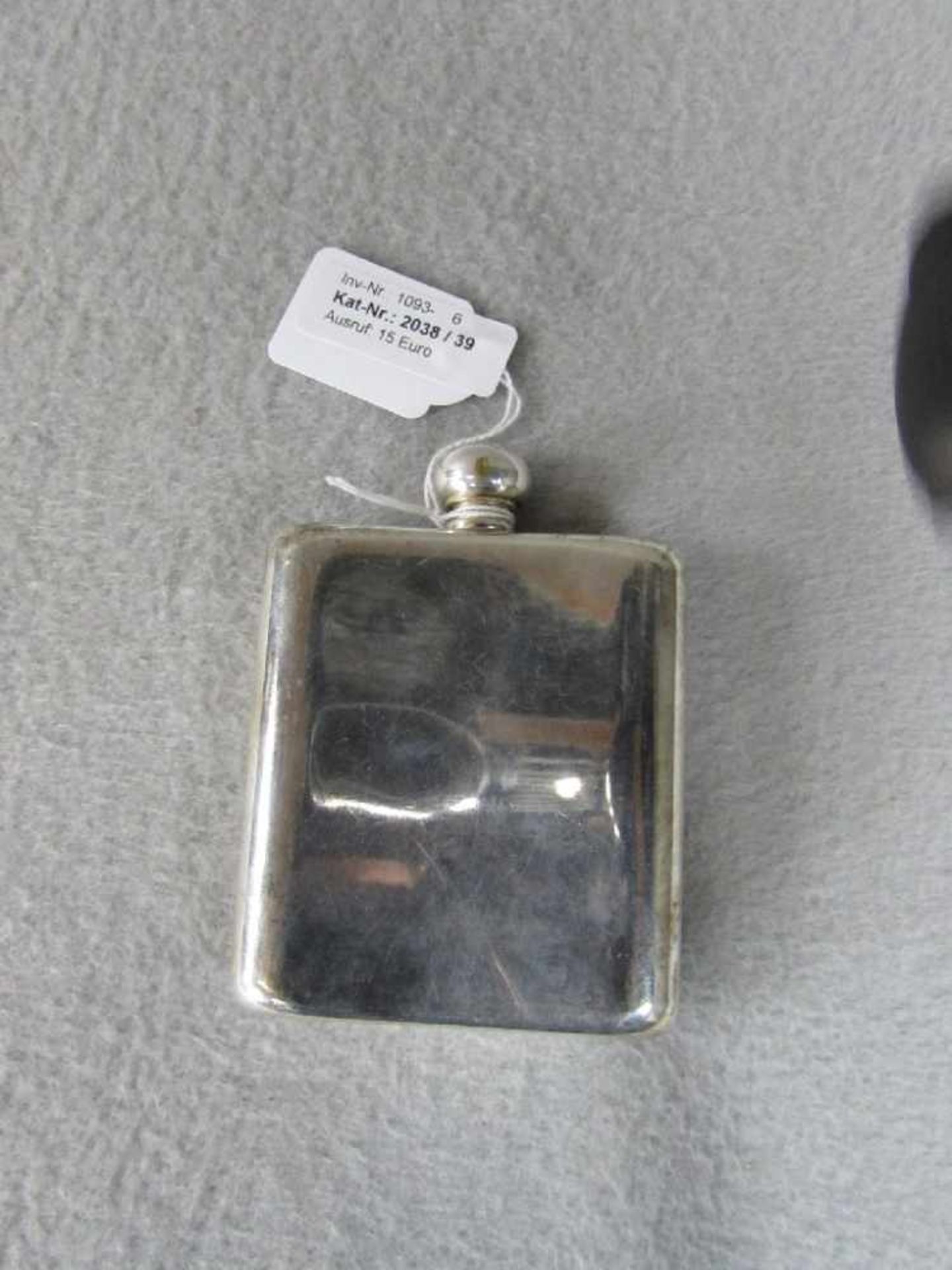 Flachmann Silber oder versilbert ungeprüft 12cm hoch - Bild 2 aus 2