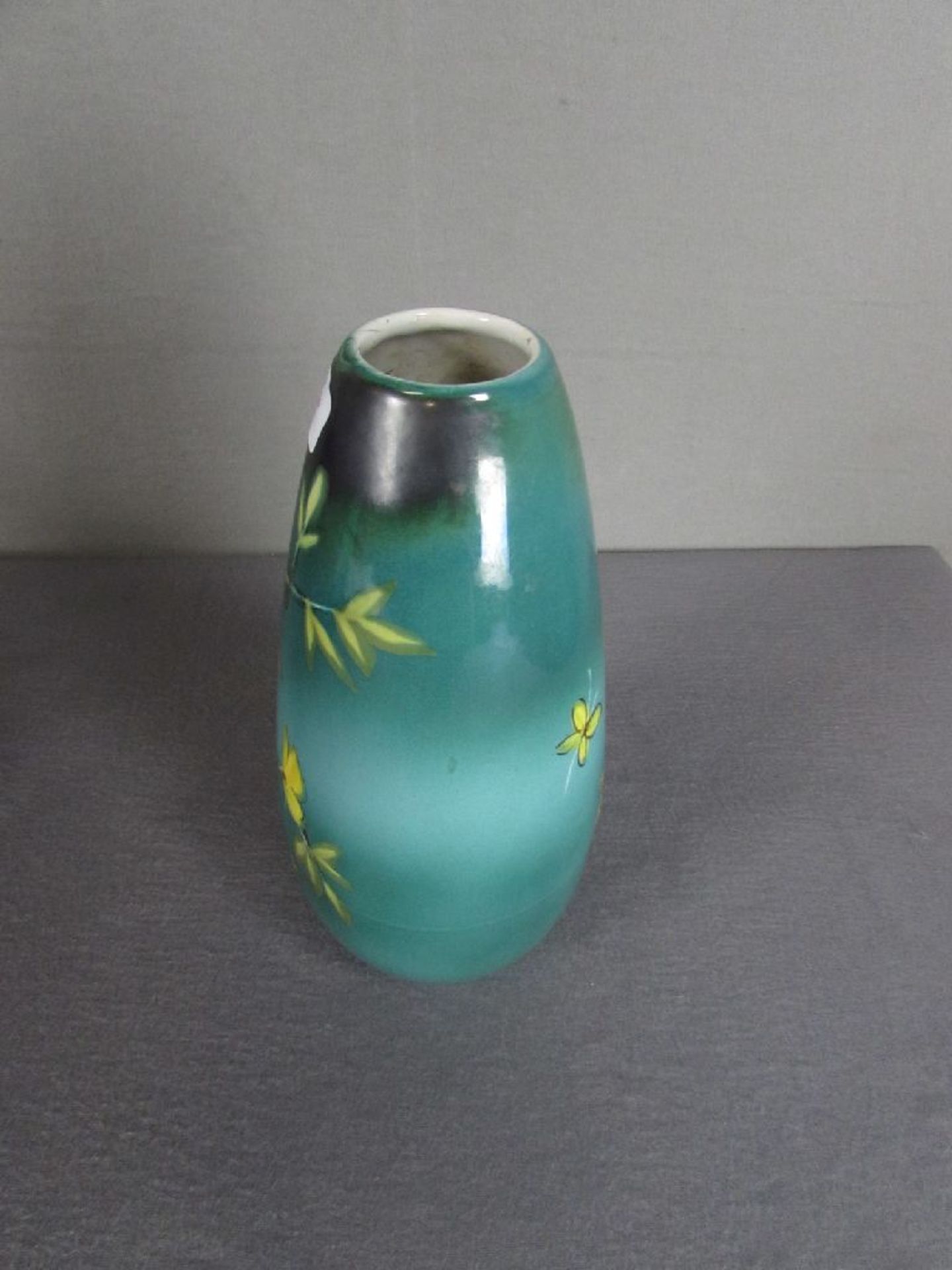 Vase Keramik in schöner Jugendstilmanier farbenfroh gemarkt 26cm hoch - Bild 3 aus 3