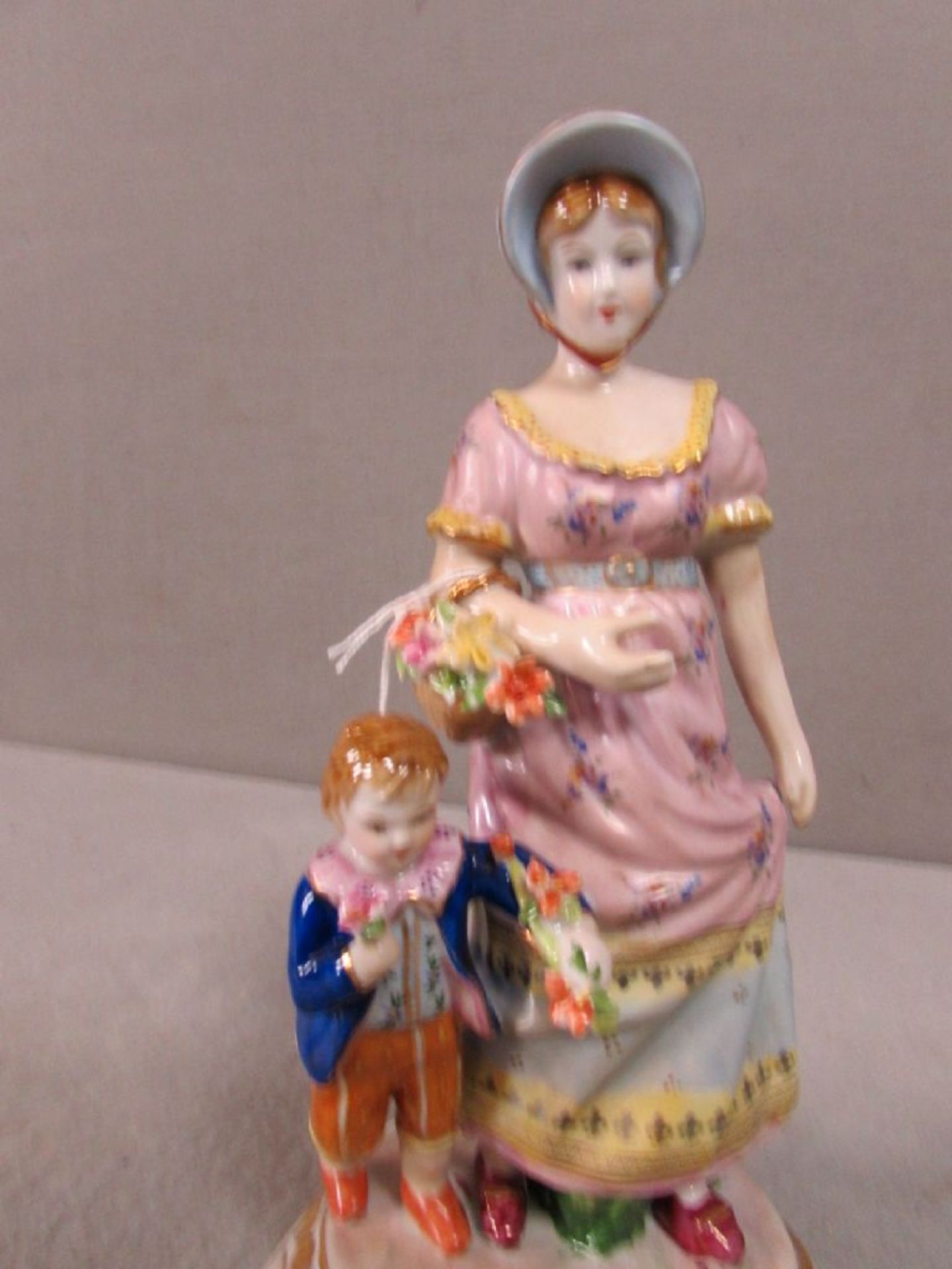 Figurine Mutter mit Kind 29 cm Höhe glasierte Keramik - Image 3 of 3