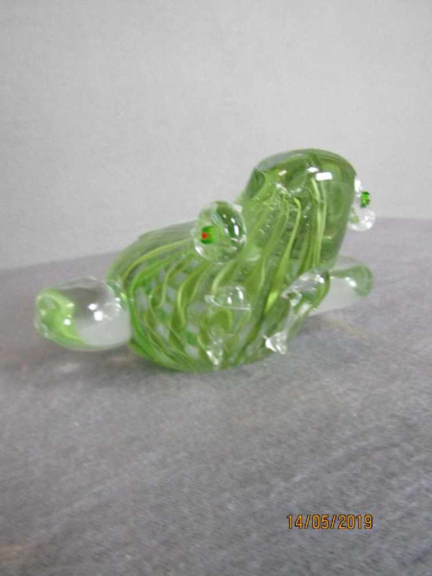Glasskulptur Frosch klargrün 13cm lang - Image 2 of 2