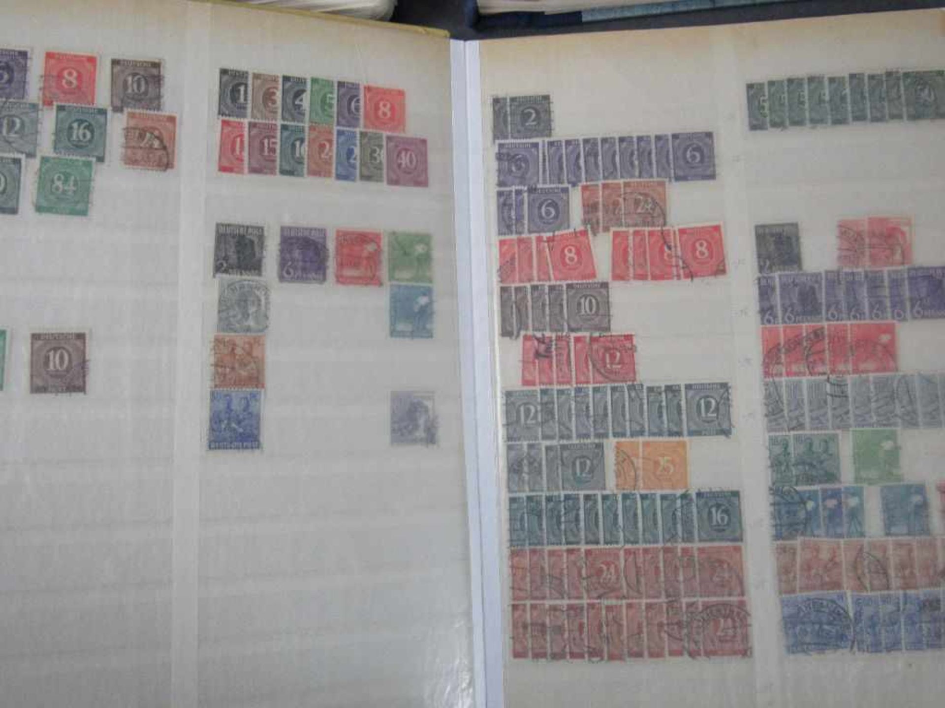 Briefmarken großes schönes Konvolut 12 Vordruck, Einsteckalben Deutschland kleiner Karton mit - Bild 5 aus 14