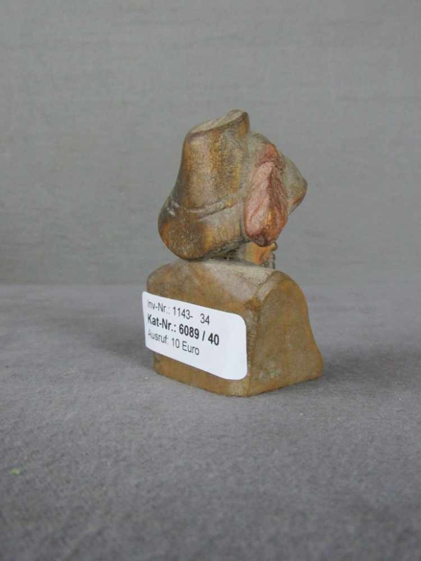 Kleine handgeschnitzte Holzfigur Bayrischer Pfeiffenraucher 9cm hoch - Bild 2 aus 2