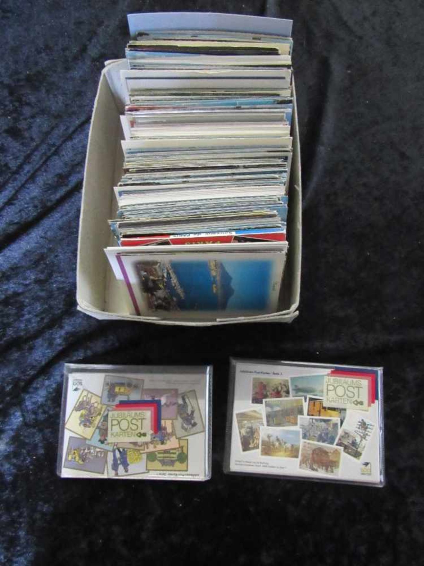 Karton mit ca. 600 modernen Postkarten - Bild 2 aus 2