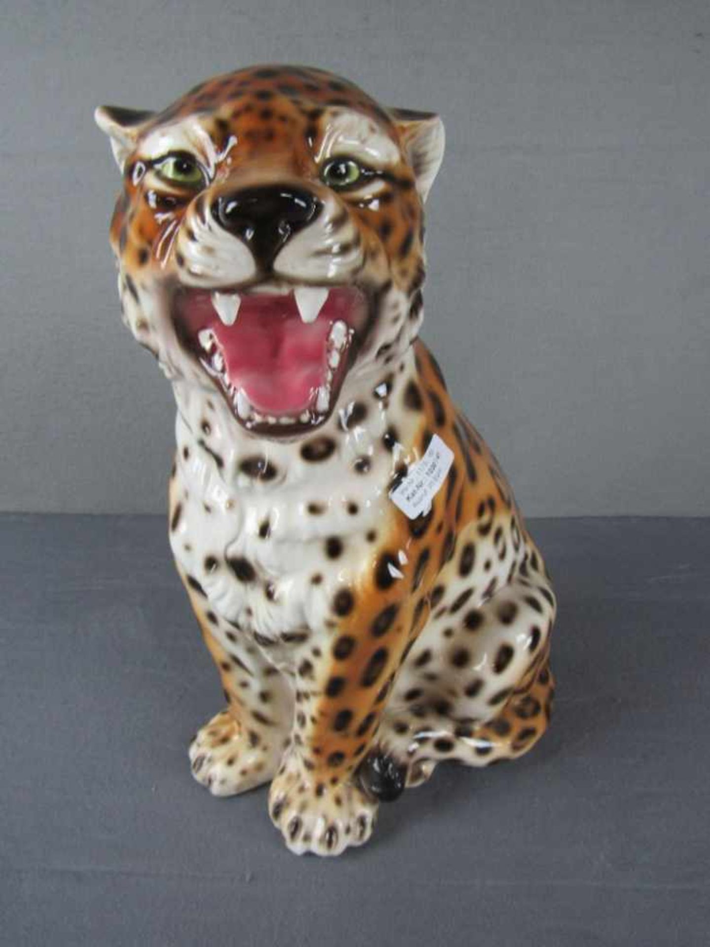 Große Porzellanfigur Gepard 48cm hoch