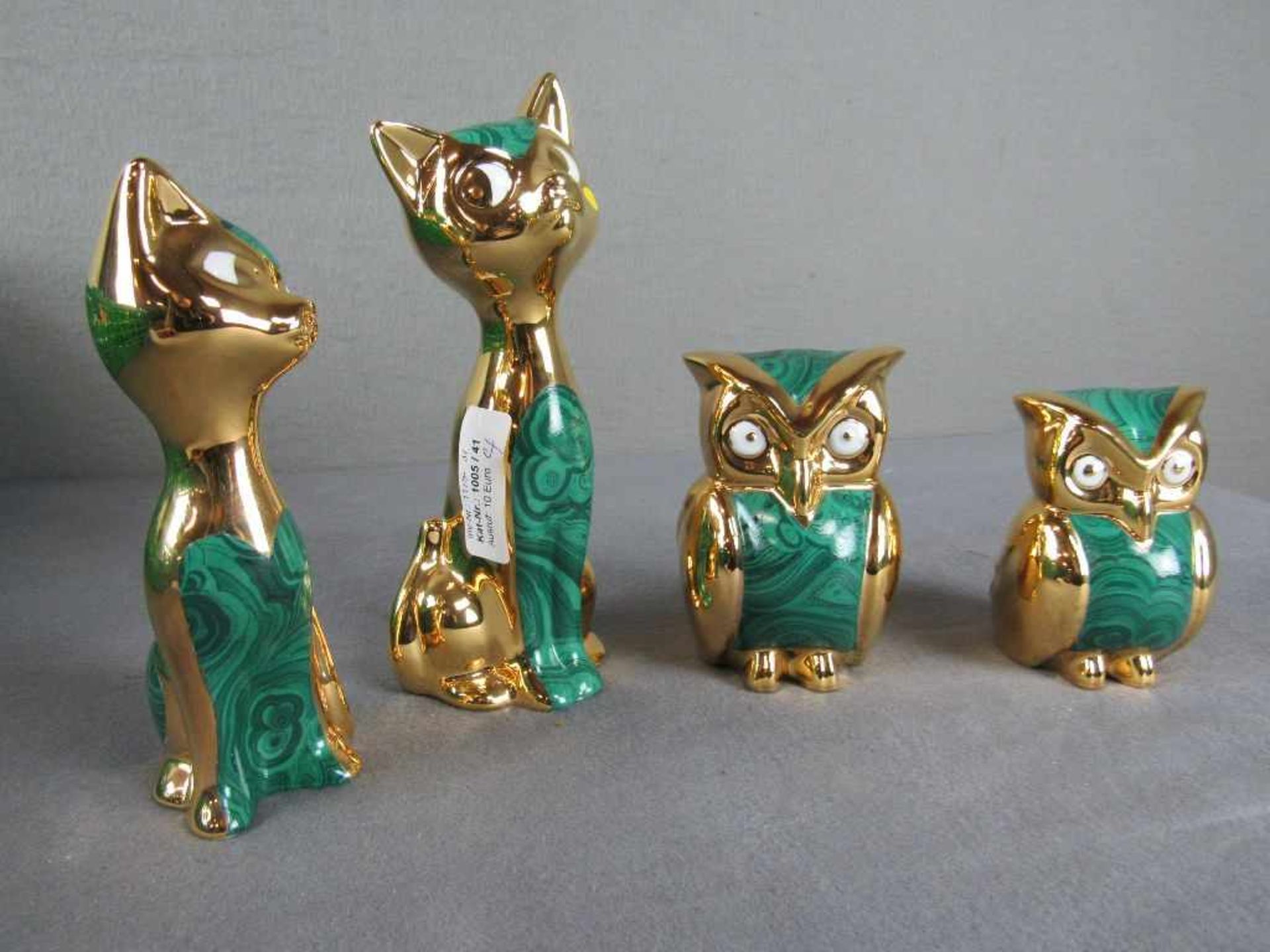 Konvolut von vier Porzellanfiguren Uhus und Katzen - Bild 2 aus 3