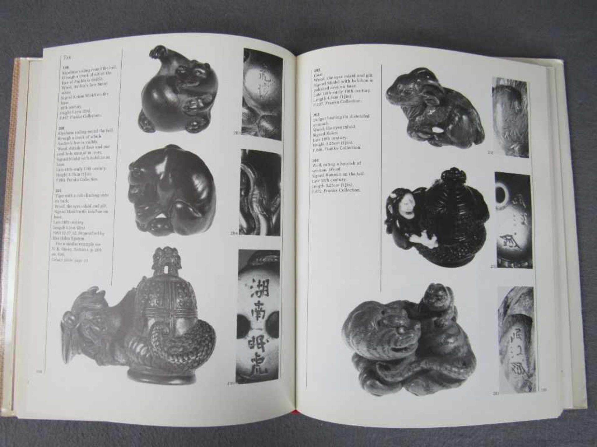 Buch Netsuke the Miniatur Sculpture of Japan - Bild 2 aus 3
