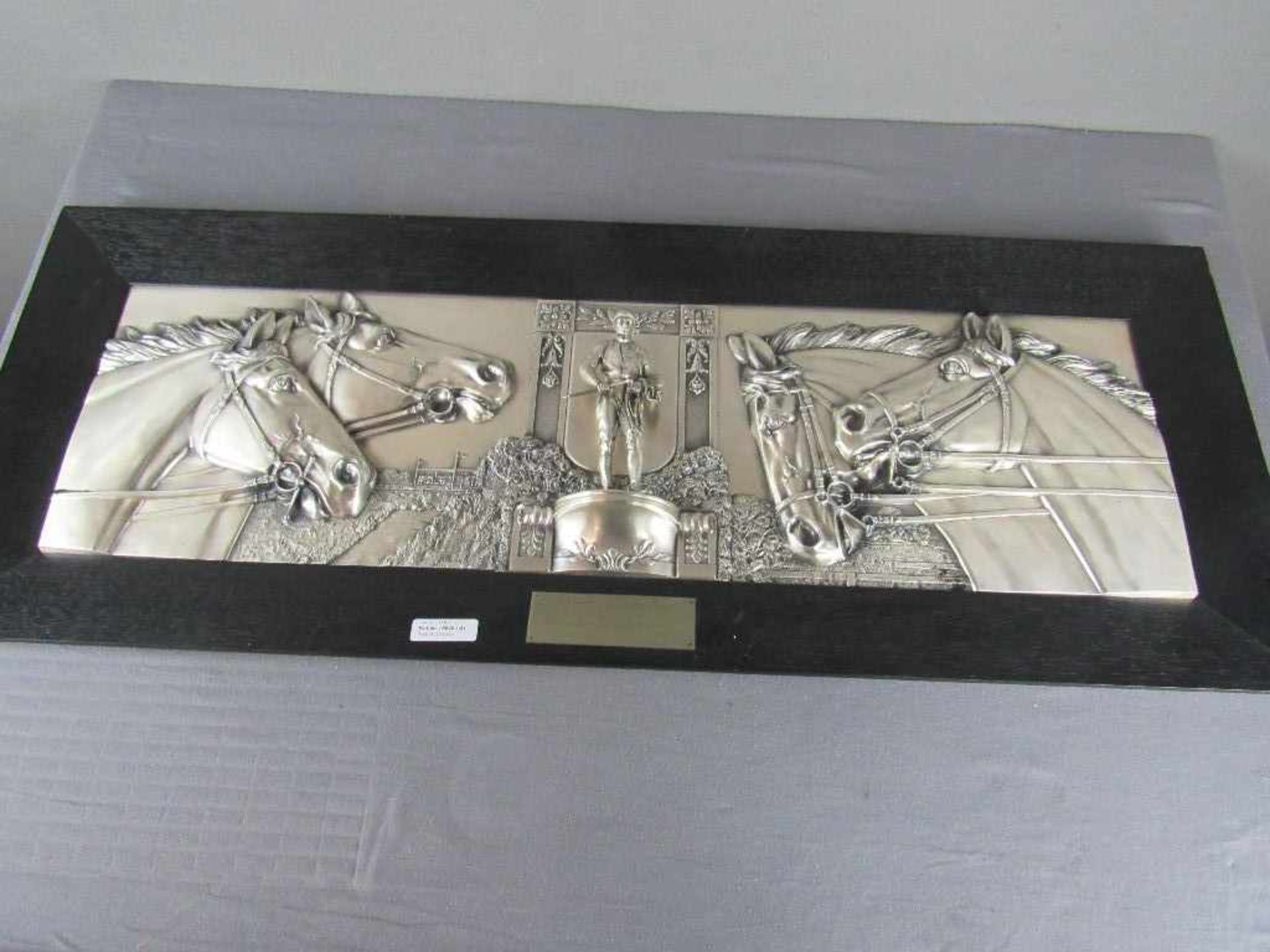 Zweidimensionales Wandbild Reiterei Metall im Eichenrahmen 110x42cm - Bild 2 aus 4