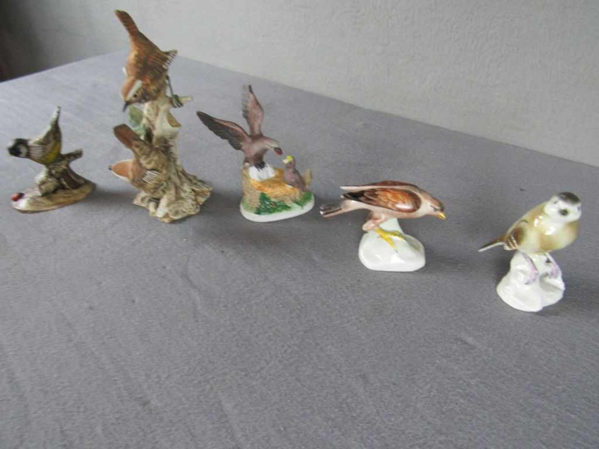 Konvolut von fünf Porzellanfiguren teilweise gemarkt Vögel von 6,5-19cm - Image 2 of 2