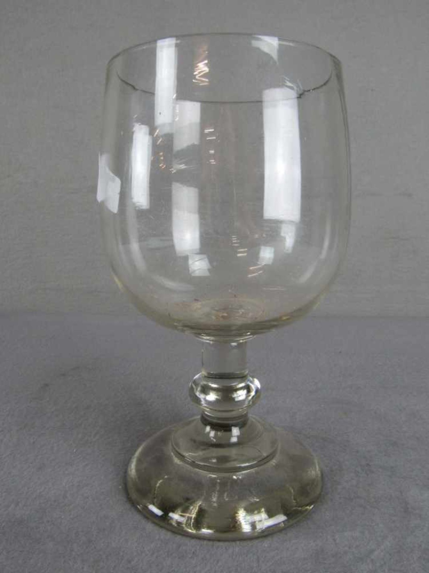 Antikes Fußglas 0,3 Liter 21cm hoch um 1900- - -20.00 % buyer's premium on the hammer price19.00 % - Image 3 of 4