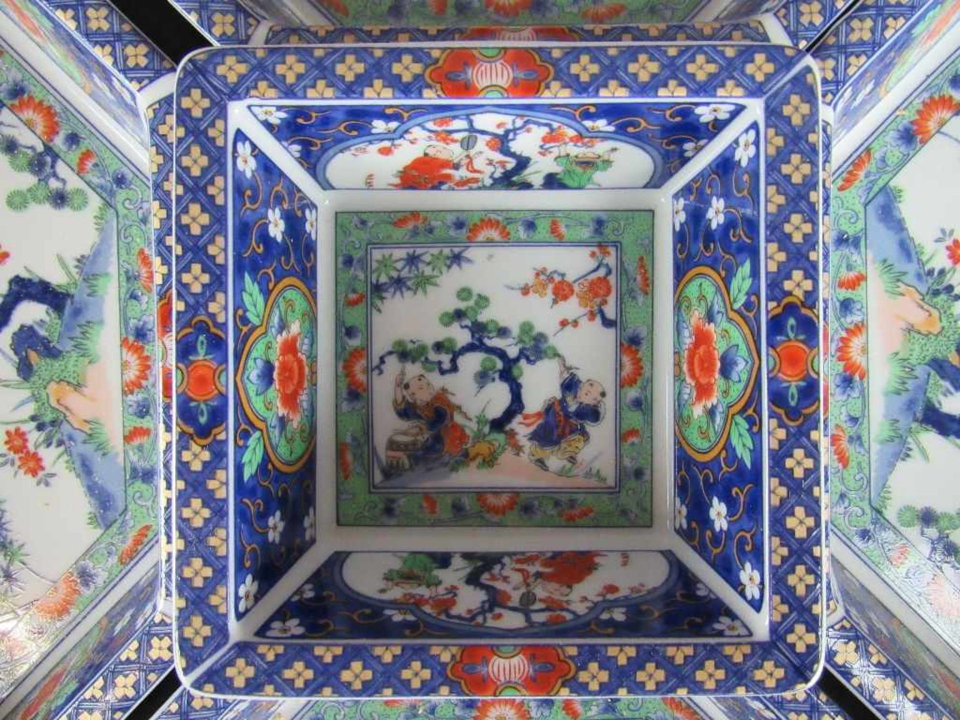 Chinesische Warmhalte bzw - Reismenagerie Schälchen in lasierter Keramik drehbare Holzschatulle - Image 3 of 5