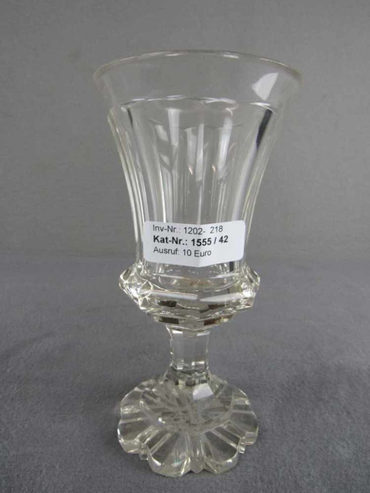 Antikes Glas mundgeblasen mit Abriss hier Kristallglasbecher 18,5cm- - -20.00 % buyer's premium on