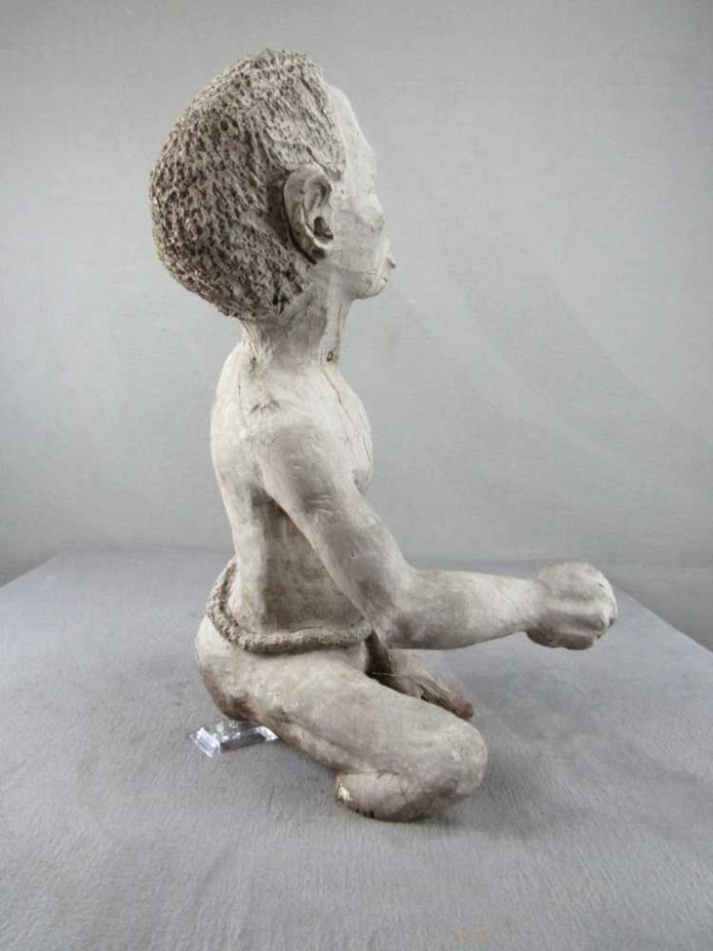 Antike afrikanische Skulptur sitzender Farbiger Hartholz schwer 45cm hoch- - -20.00 % buyer's - Bild 3 aus 5