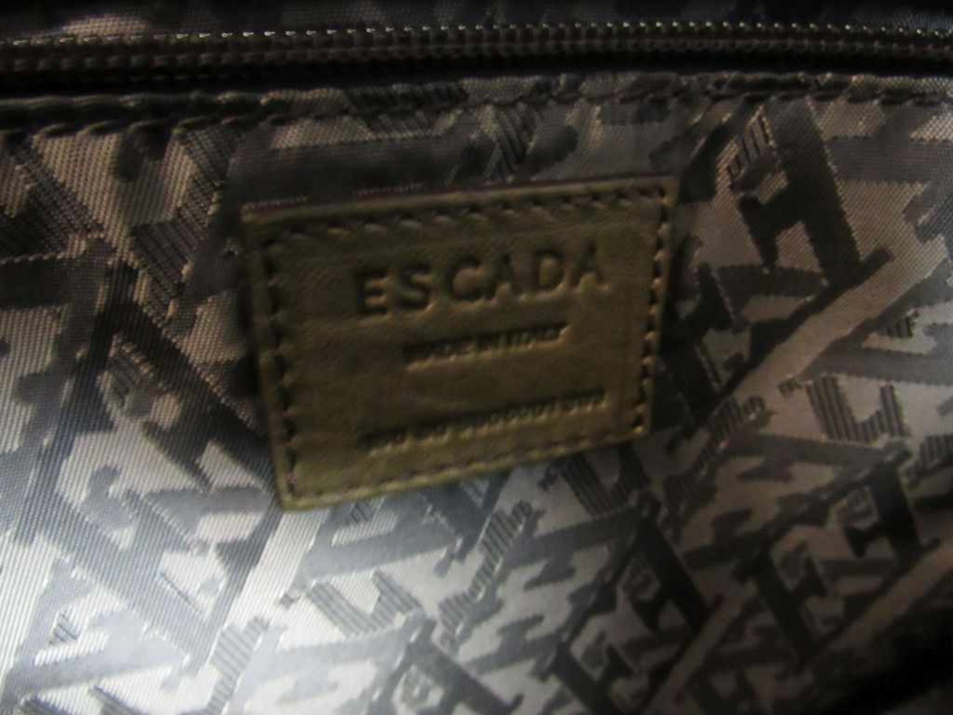 Handtasche Escada 100% original Modellnummer: 130605006001303 grün ca:42x30cm- - -20.00 % buyer's - Image 2 of 4