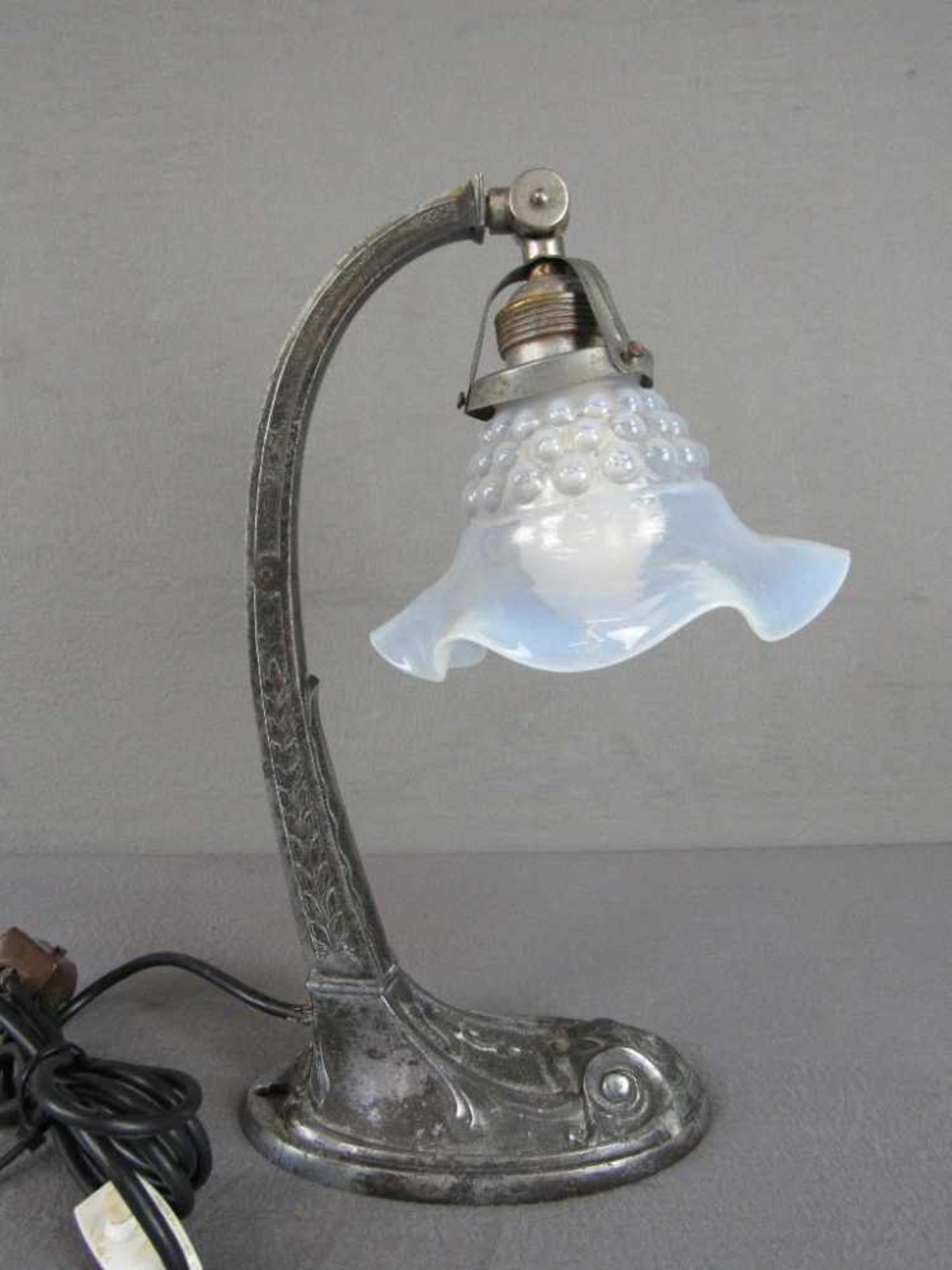 Tischlampe bzw Wandlampe Jugendstil original Beschirmung 35cm hoch- - -20.00 % buyer's premium on