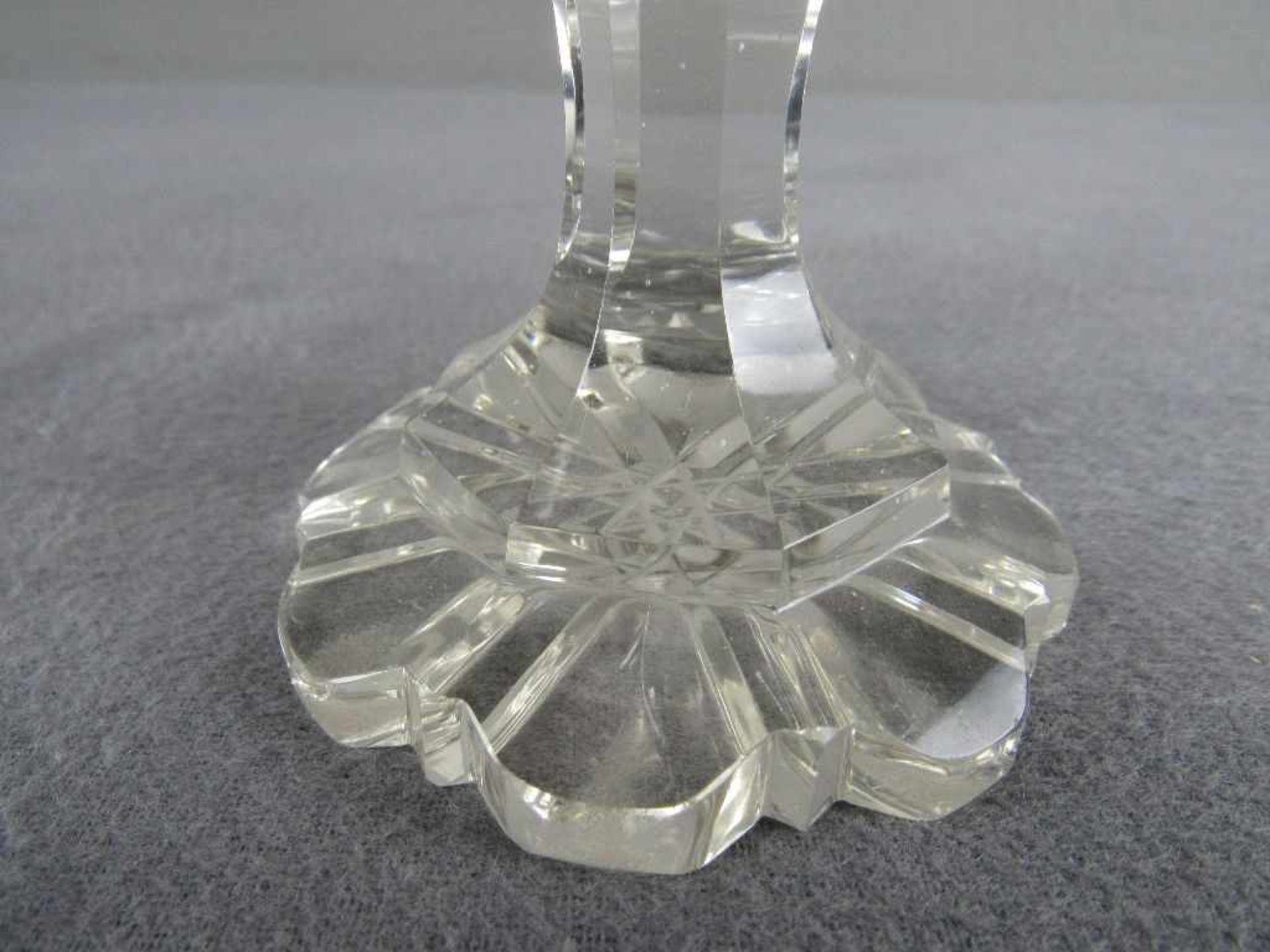 Antikes Glas mundgeblasen mit Abriss hier Kristallglasbecher 18,5cm- - -20.00 % buyer's premium on - Bild 3 aus 5