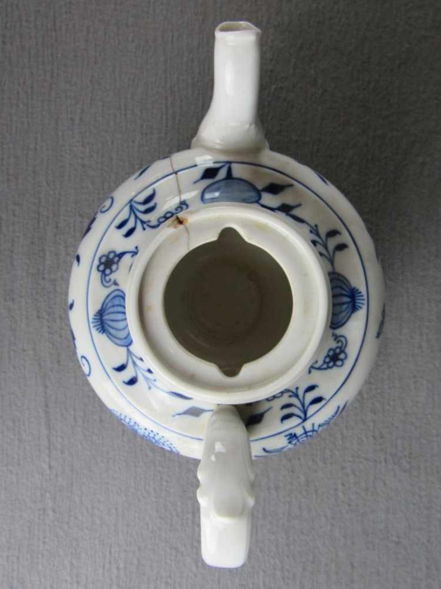 Zwei Meissen Schwertermarke Kannen Restaurationsobjekte- - -20.00 % buyer's premium on the hammer - Bild 10 aus 11