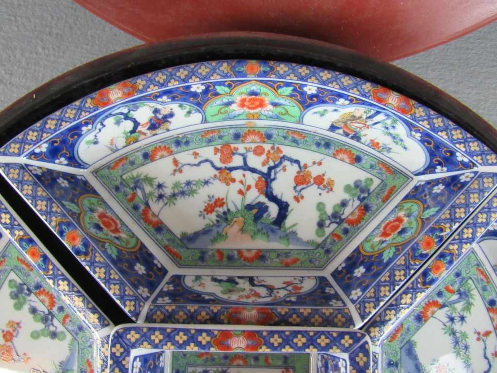 Chinesische Warmhalte bzw - Reismenagerie Schälchen in lasierter Keramik drehbare Holzschatulle - Image 4 of 5