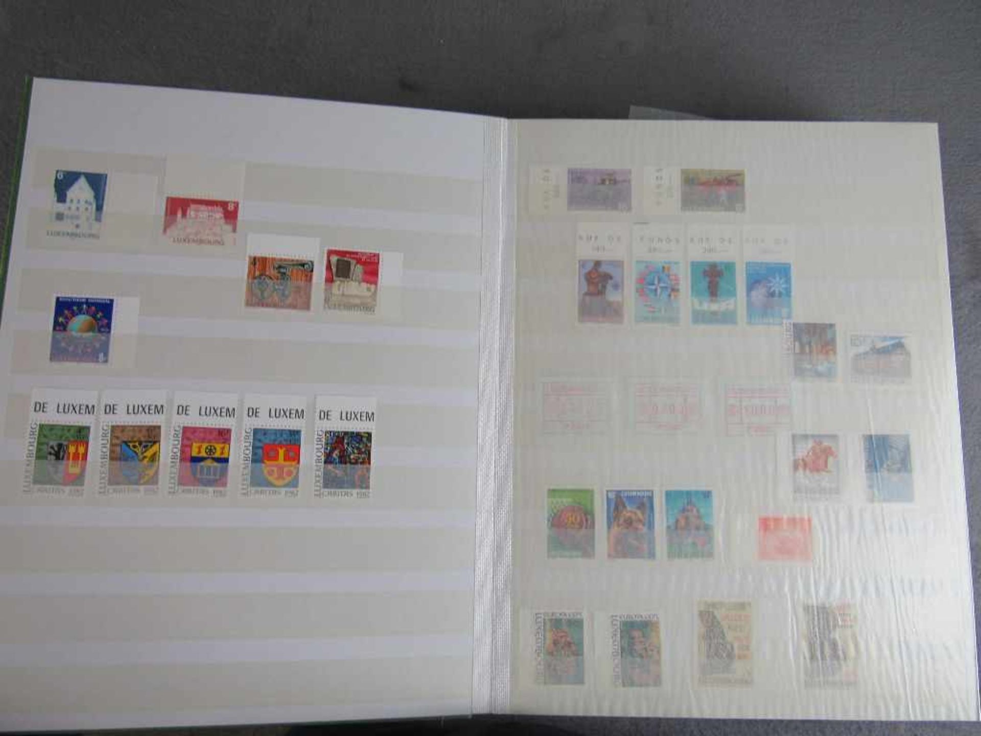Konvolut von 13 Briefmarkenalben diverse Länder überwiegend Europa absolut ungeprüft und - Bild 4 aus 5