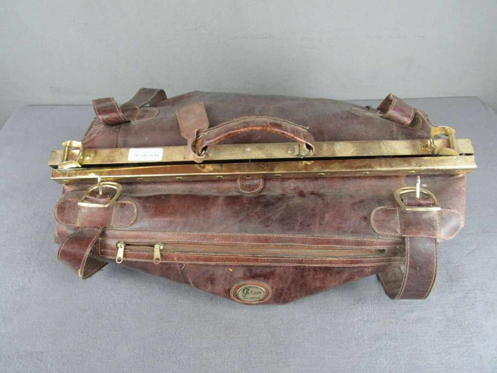 Reisetasche in Form einer Doktortasche braunes Leder England Hersteller Garo Länge:60cm- - -20.