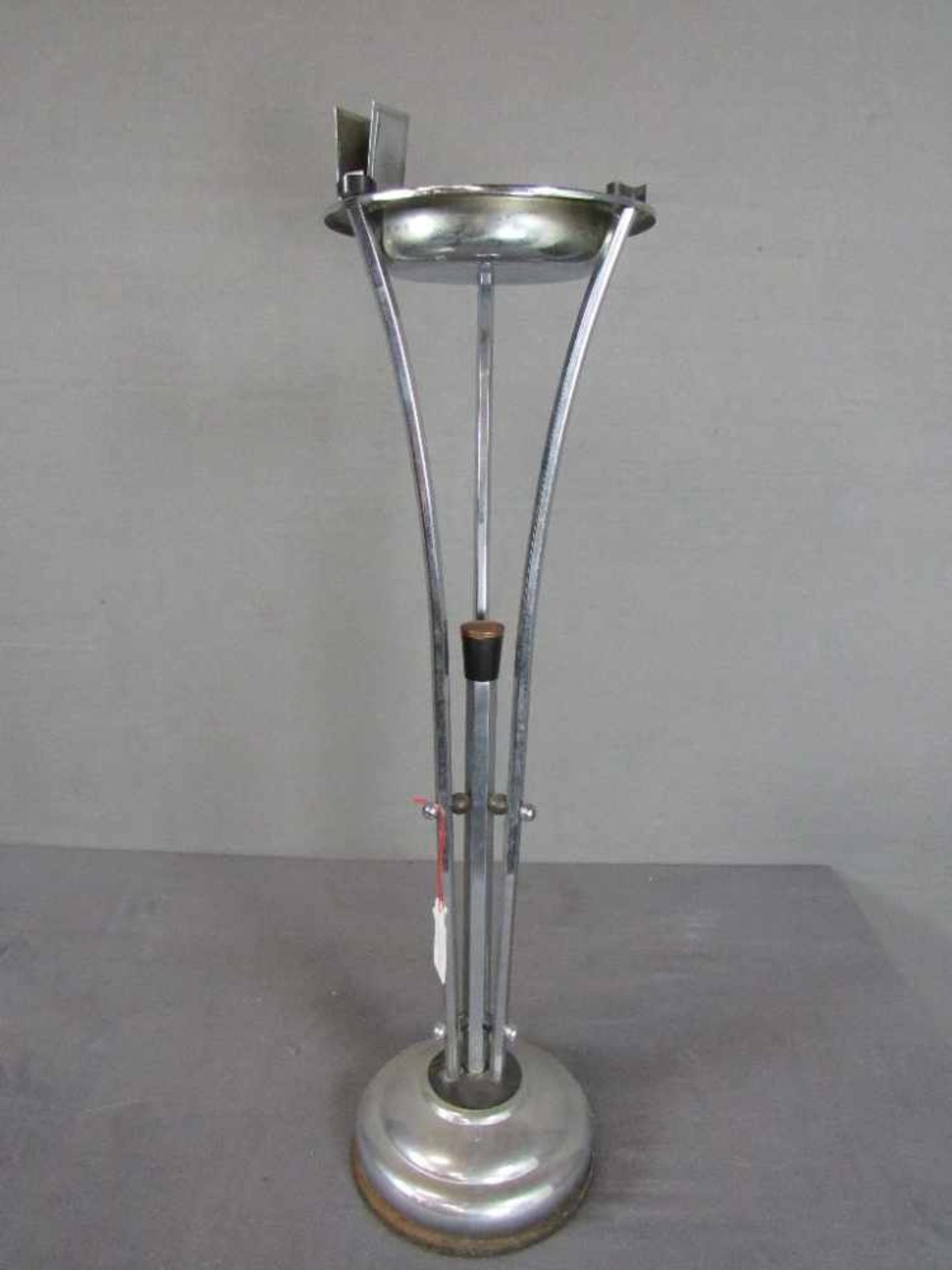 Standaschenbecher Art Deco um 1930 72cm hoch- - -20.00 % buyer's premium on the hammer price19.