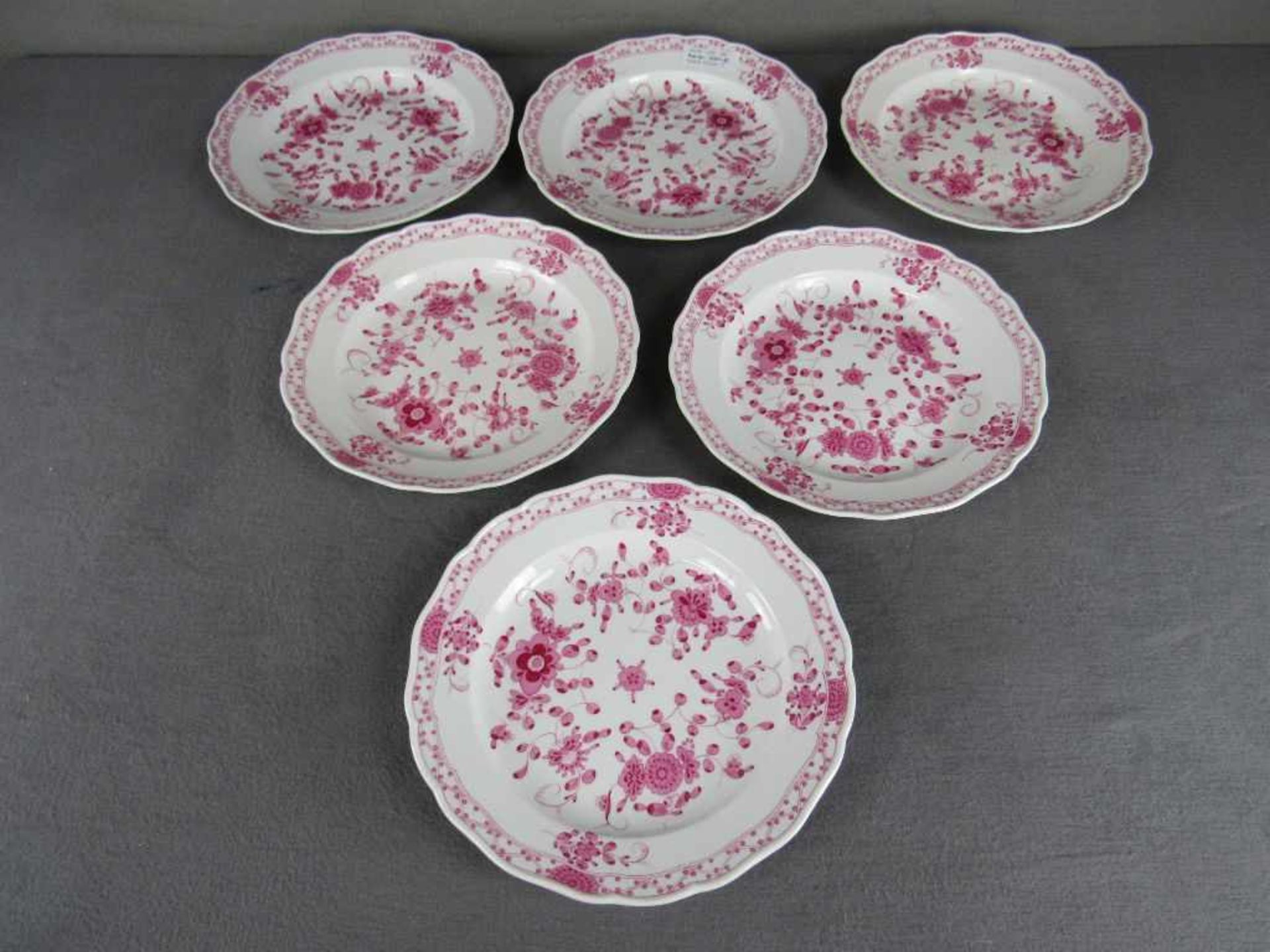 Sechs Speiseteller Meissen Schwertermarke rosemalung 25cm Durchmesser- - -20.00 % buyer's premium on