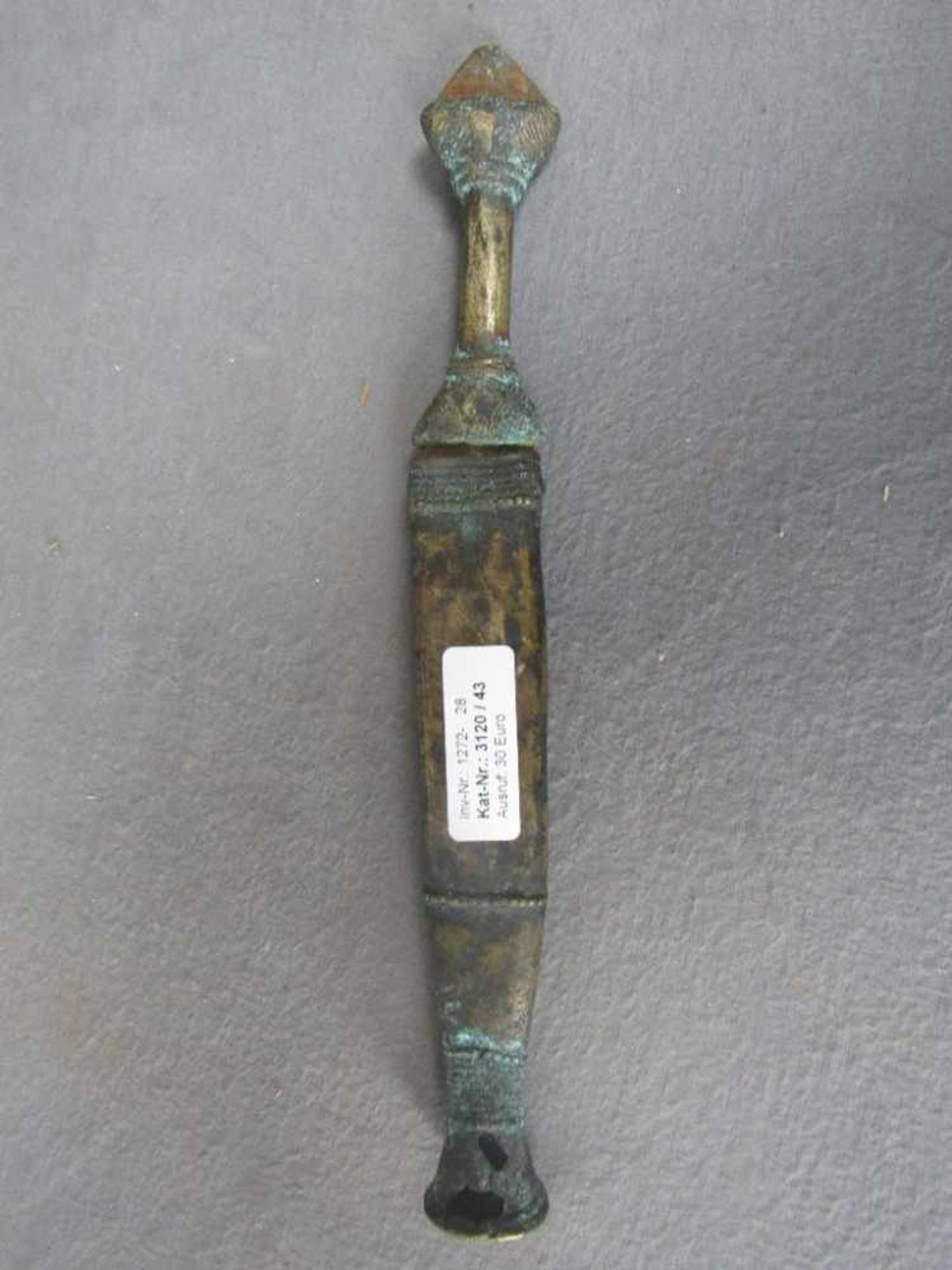 Antiker Ritualiendolch asiatisch Bronzeguß und Eisen um 1800 31cm lang- - -20.00 % buyer's premium