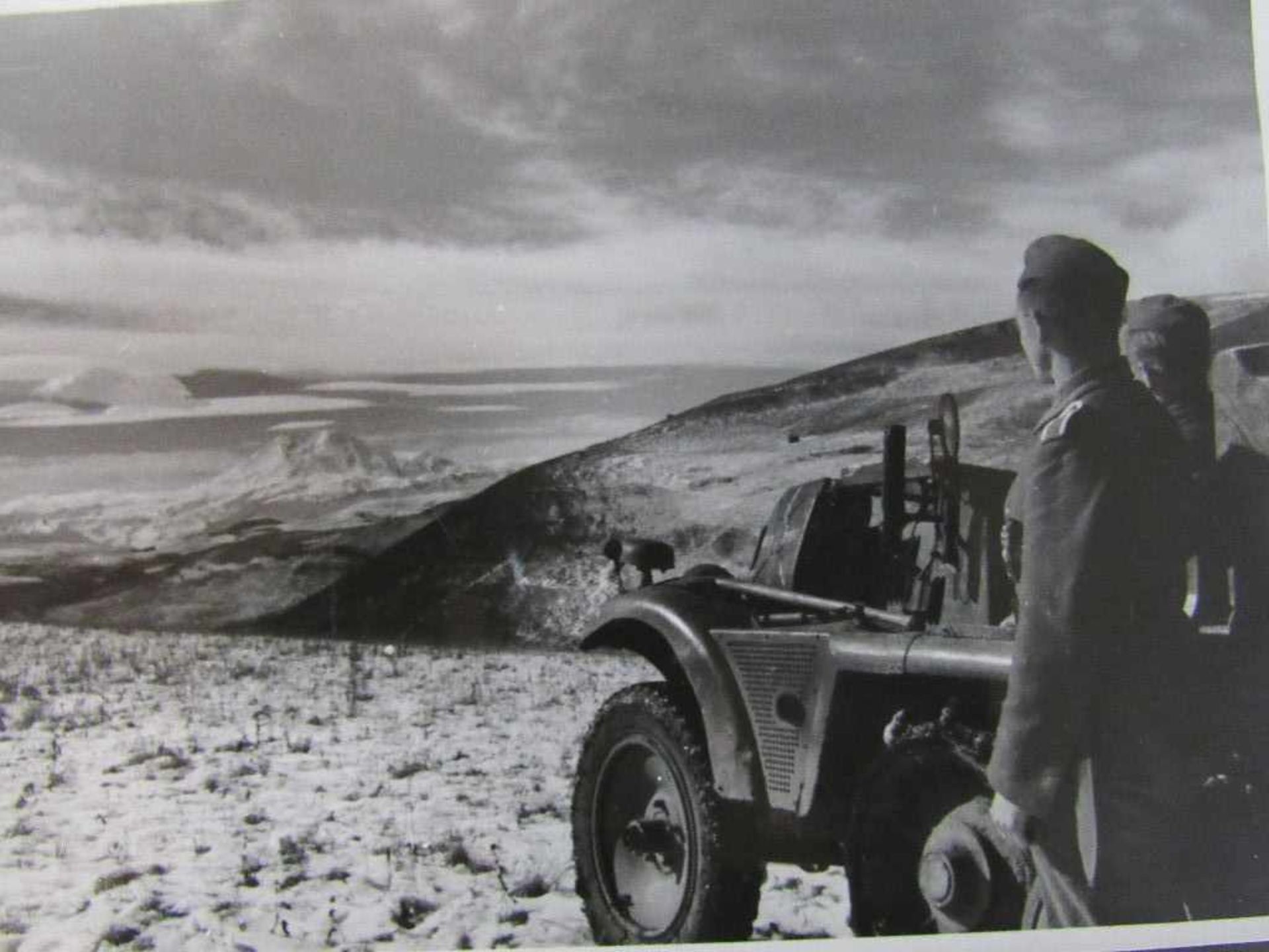 Fotoalbum 2.Wk Fotos in Großformat sehr selten Abbildungen Kaukasus 1942 mindestens 40 Fotos- - - - Bild 9 aus 13