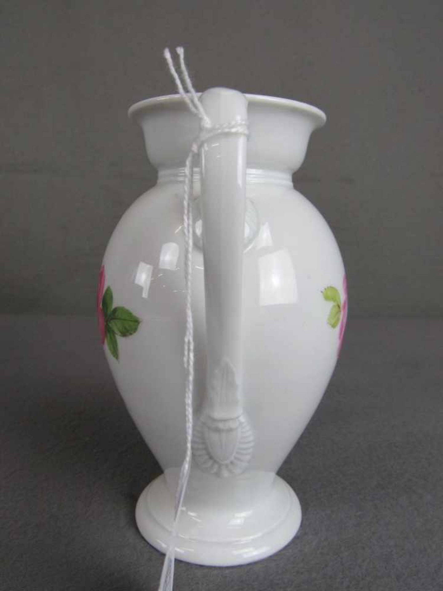 Zwei Meissen Schwertermarke Kannen Restaurationsobjekte- - -20.00 % buyer's premium on the hammer - Image 2 of 11