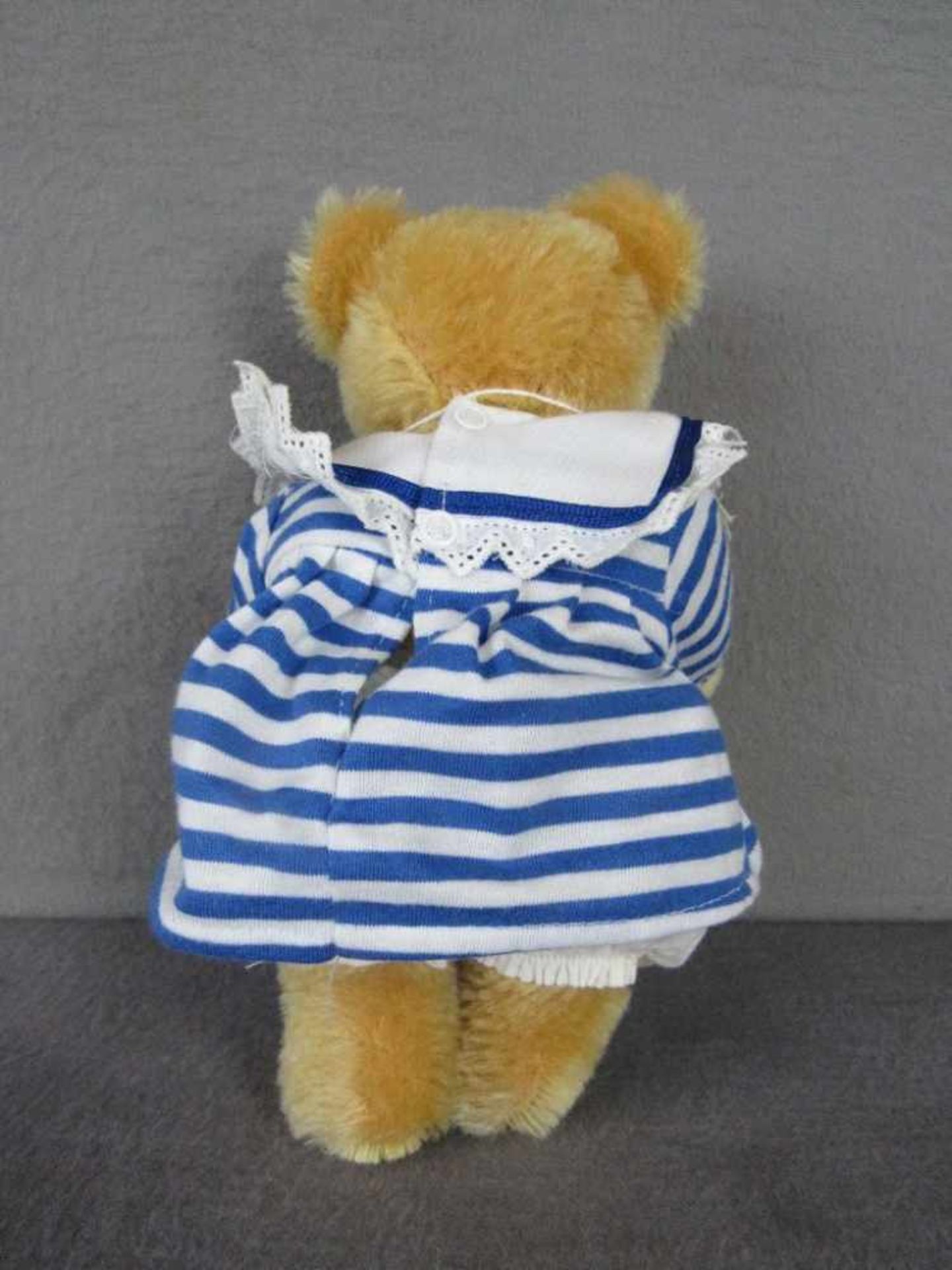 Hermann Teddy original unbespieltes Vitrinenstück Höhe:20cm- - -20.00 % buyer's premium on the - Bild 3 aus 5