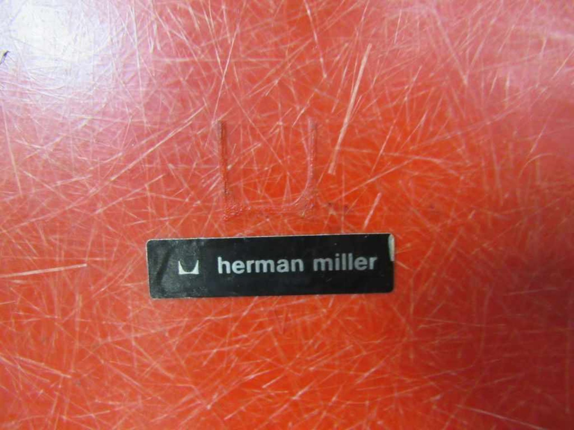Stuhl Hermann Miller Space Age rote Fiberglasschale bezogen 60er Jahre Eams gelabelt auf La Fonda - Image 5 of 6
