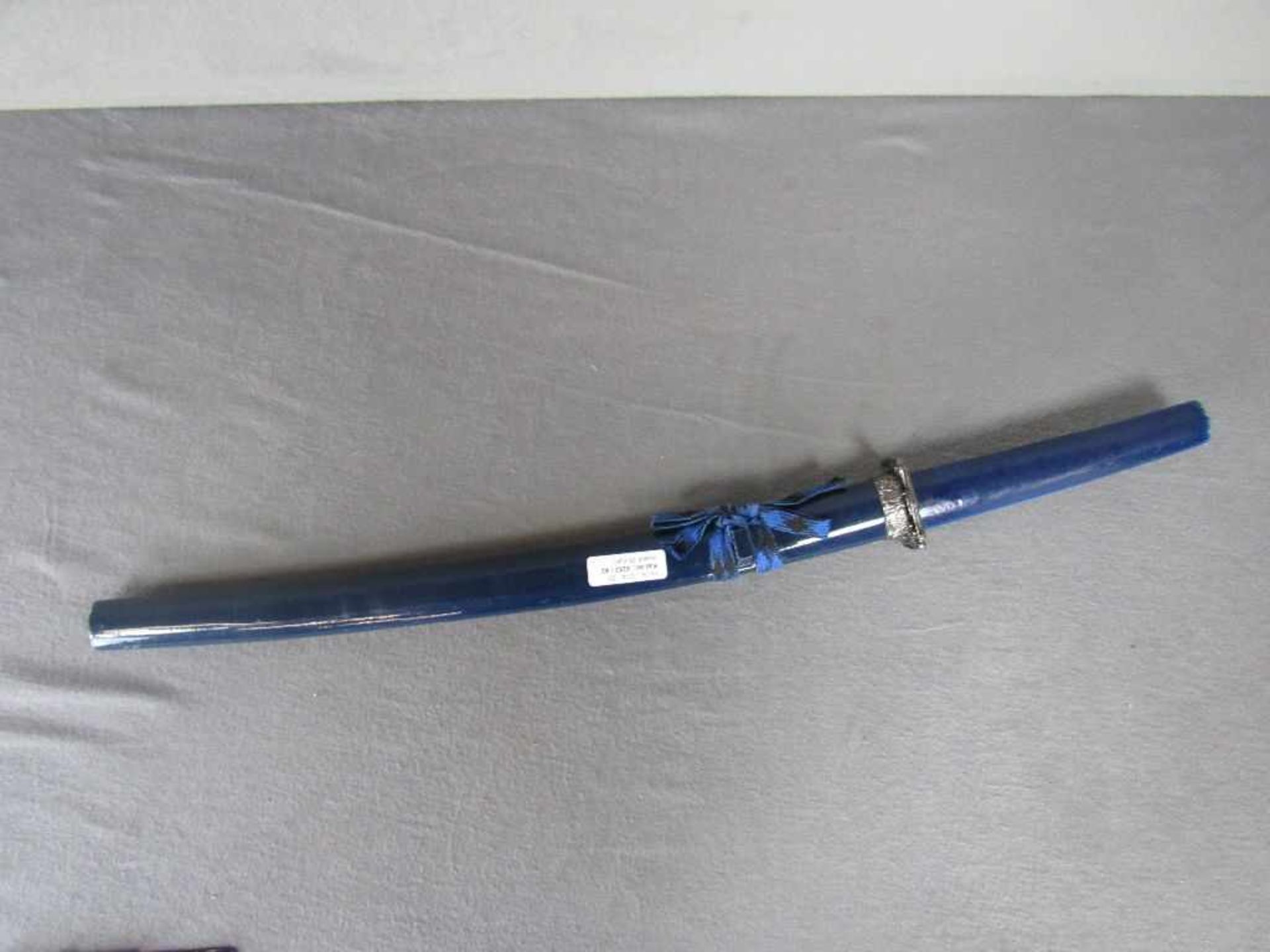 Blauer Säbel, Länge ca. 68 cm- - -20.00 % buyer's premium on the hammer price19.00 % VAT on buyer'