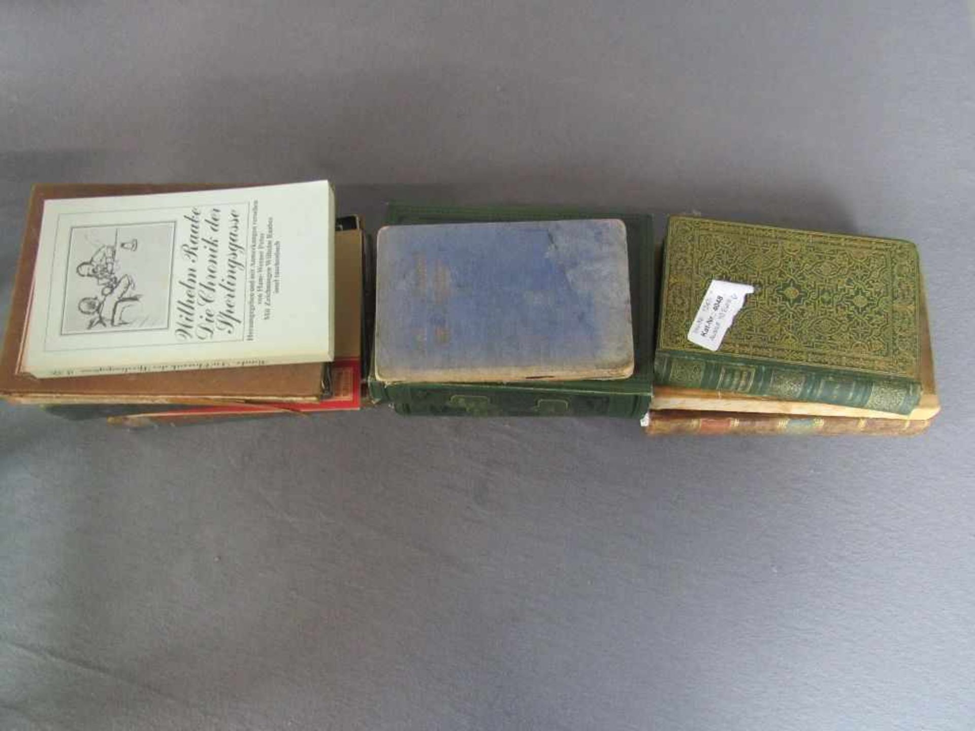 Interessantes Konvolut teilweise antike Bücher- - -20.00 % buyer's premium on the hammer price19. - Bild 2 aus 2