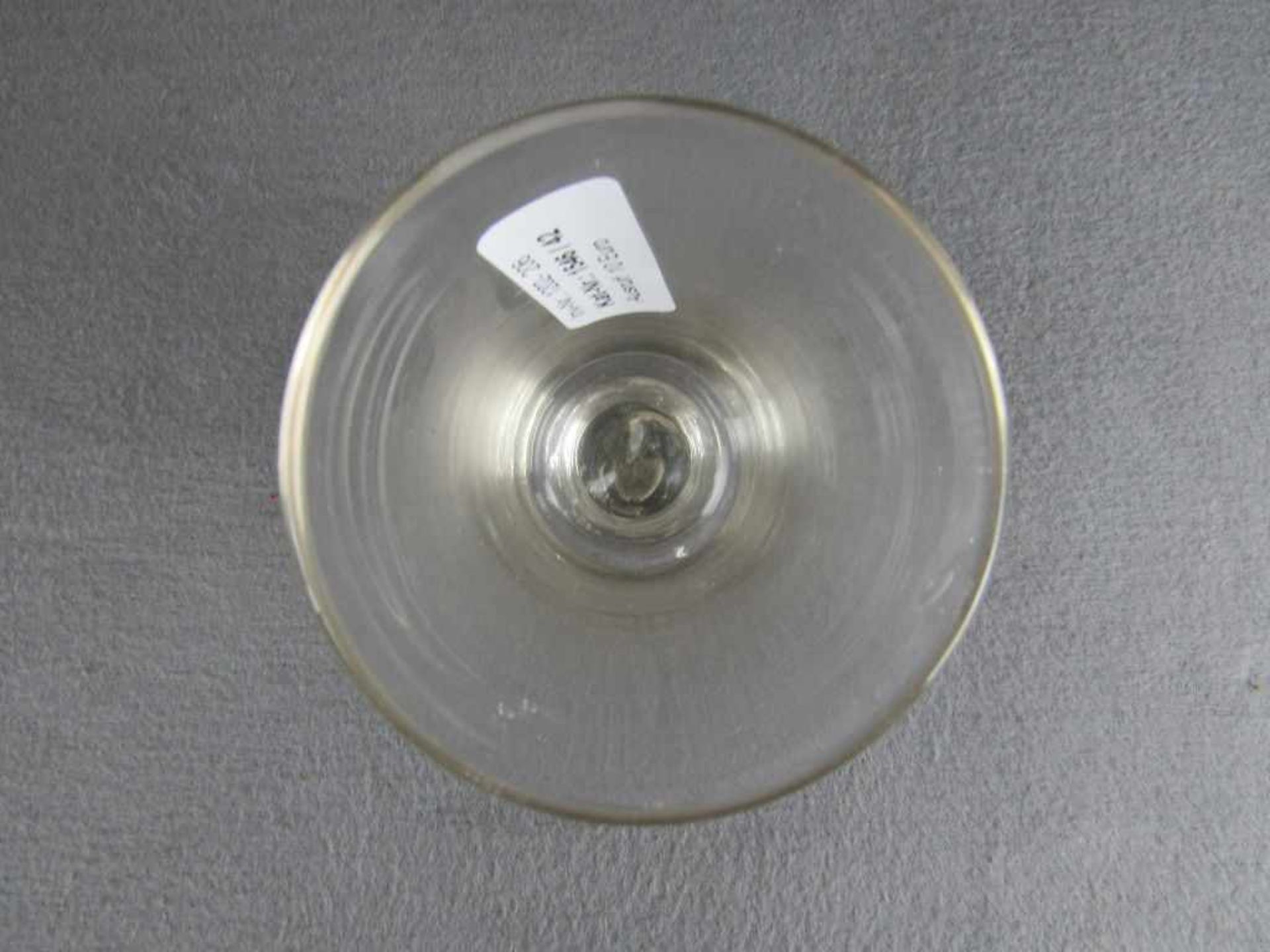 Antikes Glas mundgeblasen mit Abriss hier Fußglas Lufteinschlüsse 12cm hoch- - -20.00 % buyer's - Bild 2 aus 3