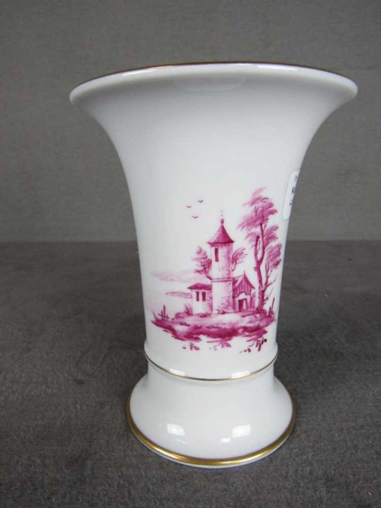 Blumenvase Hersteller Höchst Höhe:15cm- - -20.00 % buyer's premium on the hammer price19.00 % VAT on