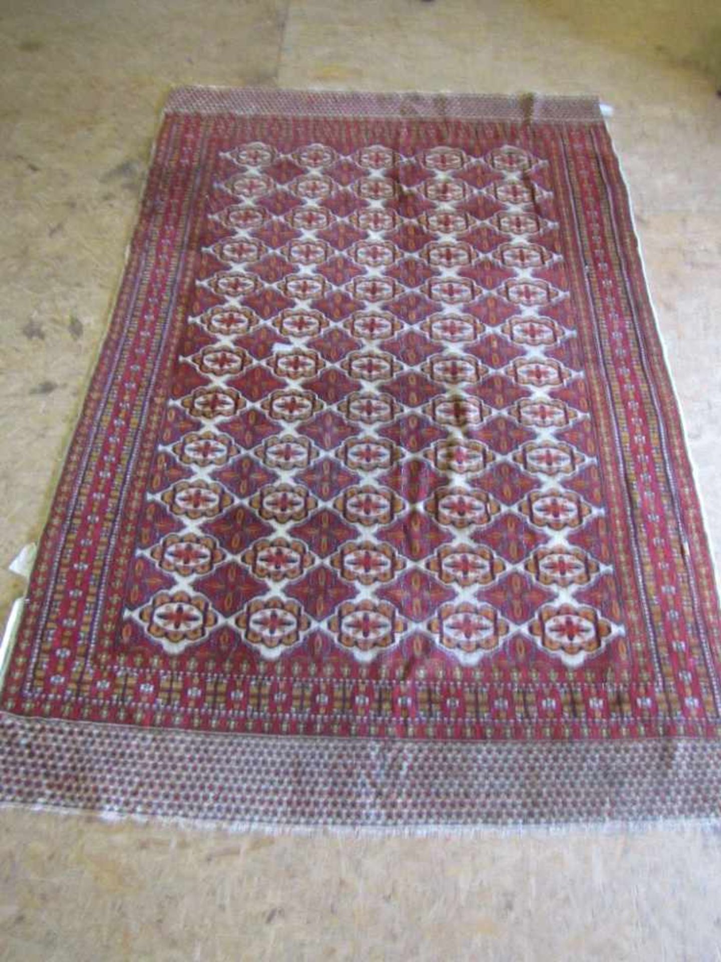 Schöner handgeknüpfter Orient Teppich 230x160cm- - -20.00 % buyer's premium on the hammer price19.00