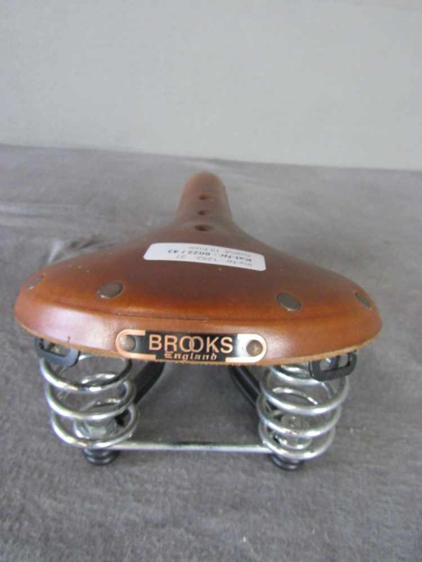 Vintage Fahrradsattel Brooks England unbenutzt- - -20.00 % buyer's premium on the hammer price19. - Bild 4 aus 4