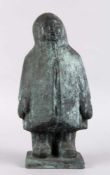 Kruk, Gregor. 1911 Bratyshiv - München 1988Stehendes Mädchen in einem Wintermantel. Bronze,